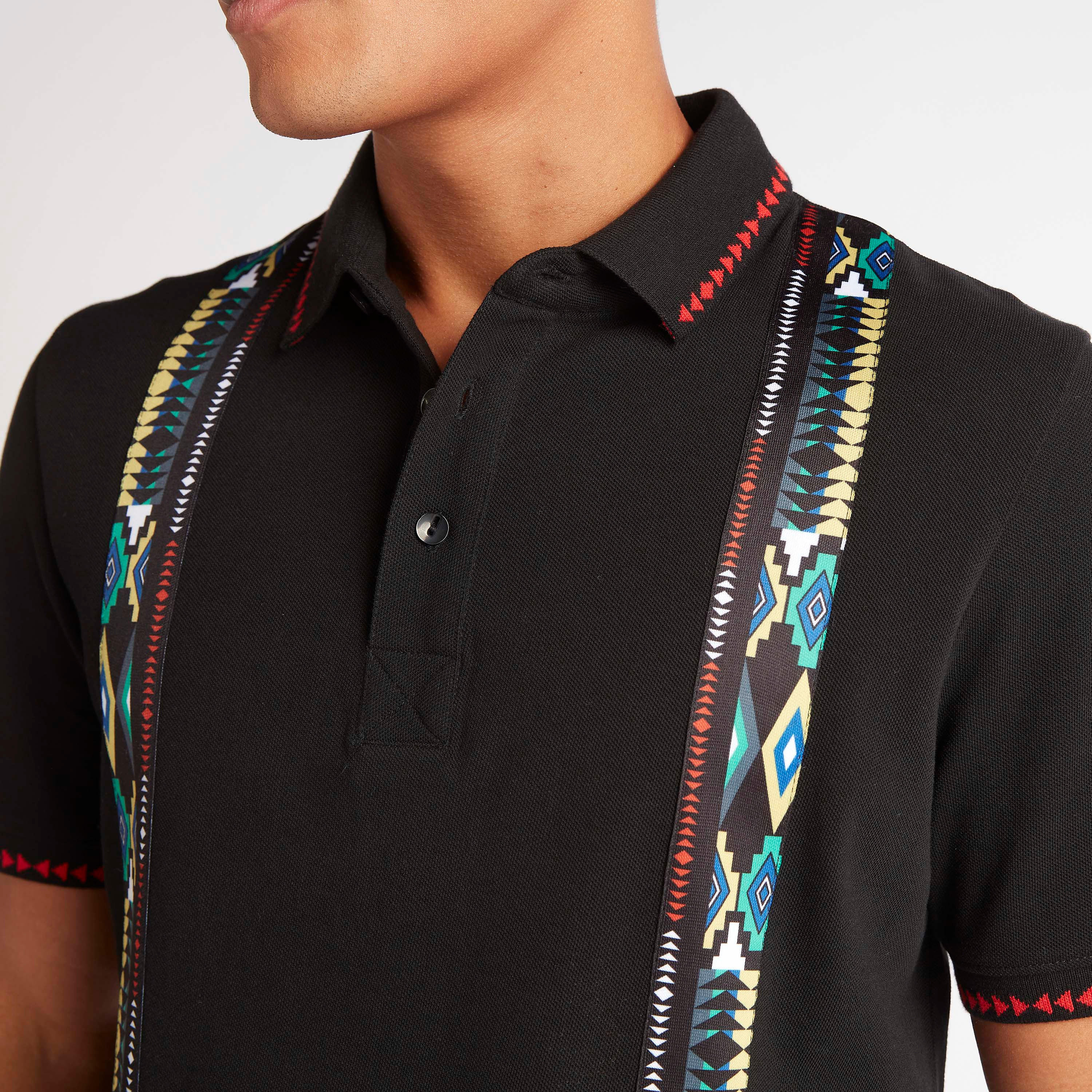 تيشيرت بولو بأكمام قصيرة وطبعات من آيكونيك-men-clothing-tshirtsandpolos-polos-image-4