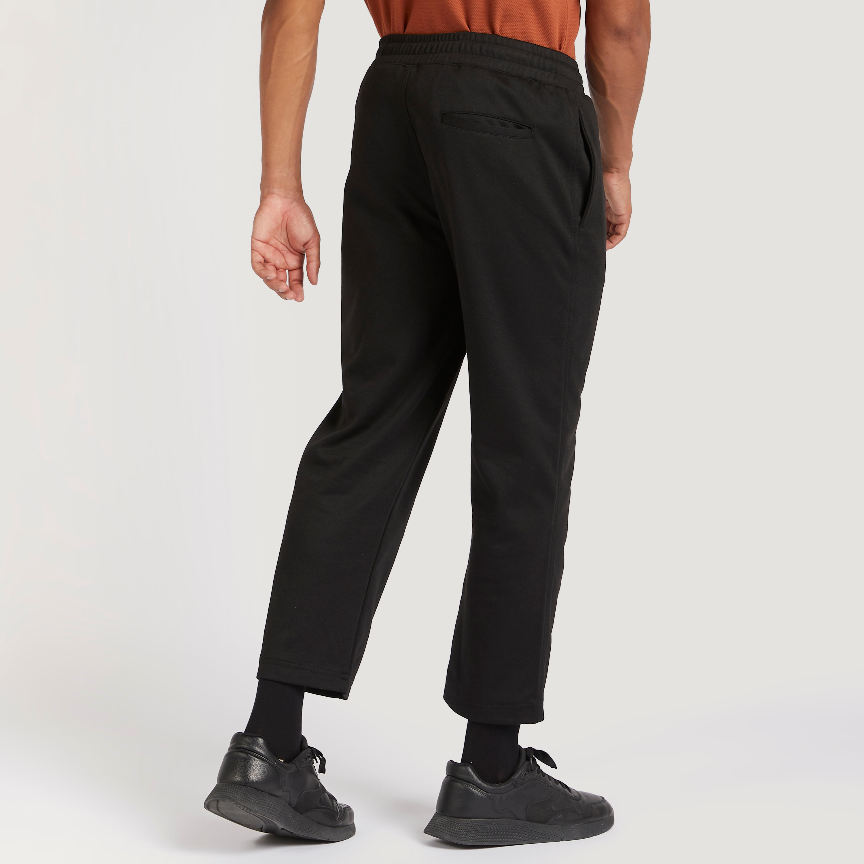 بنطلون سادة بخصر مطّاطي من آيكونيك-men-clothing-bottoms-joggers-image-1