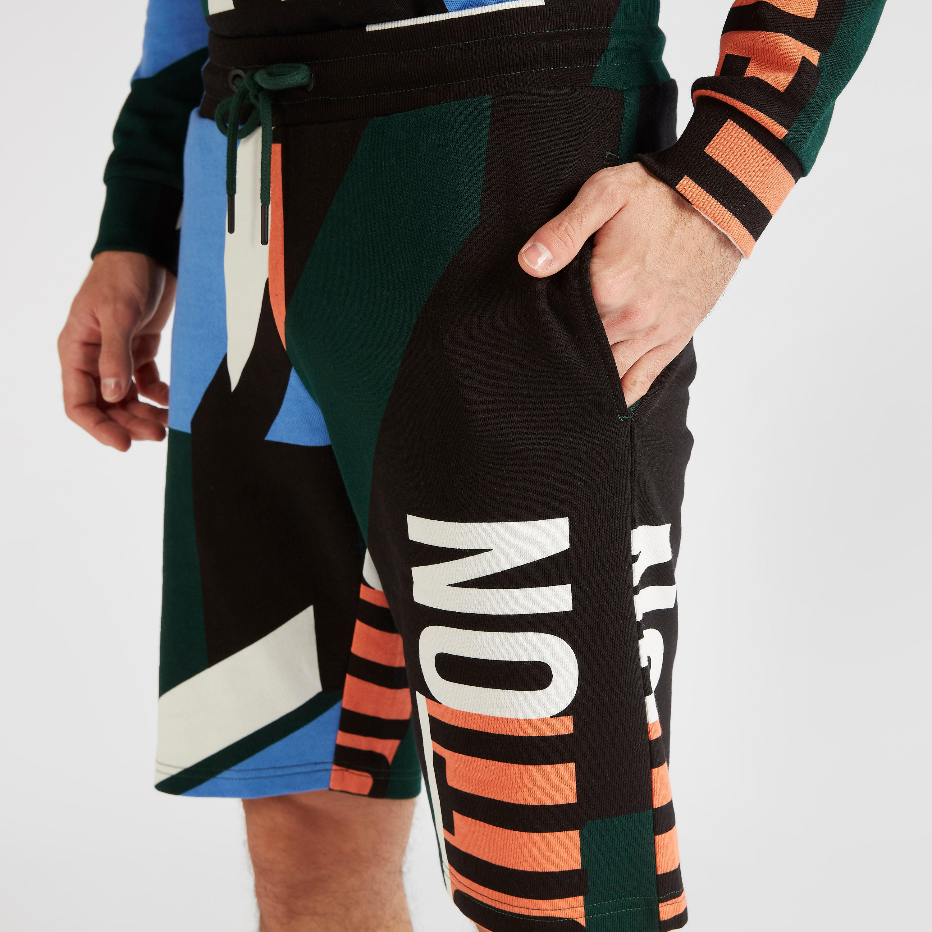 شورت برباط إغلاق وطبعات من آيكونيك-men-clothing-bottoms-shorts-image-4