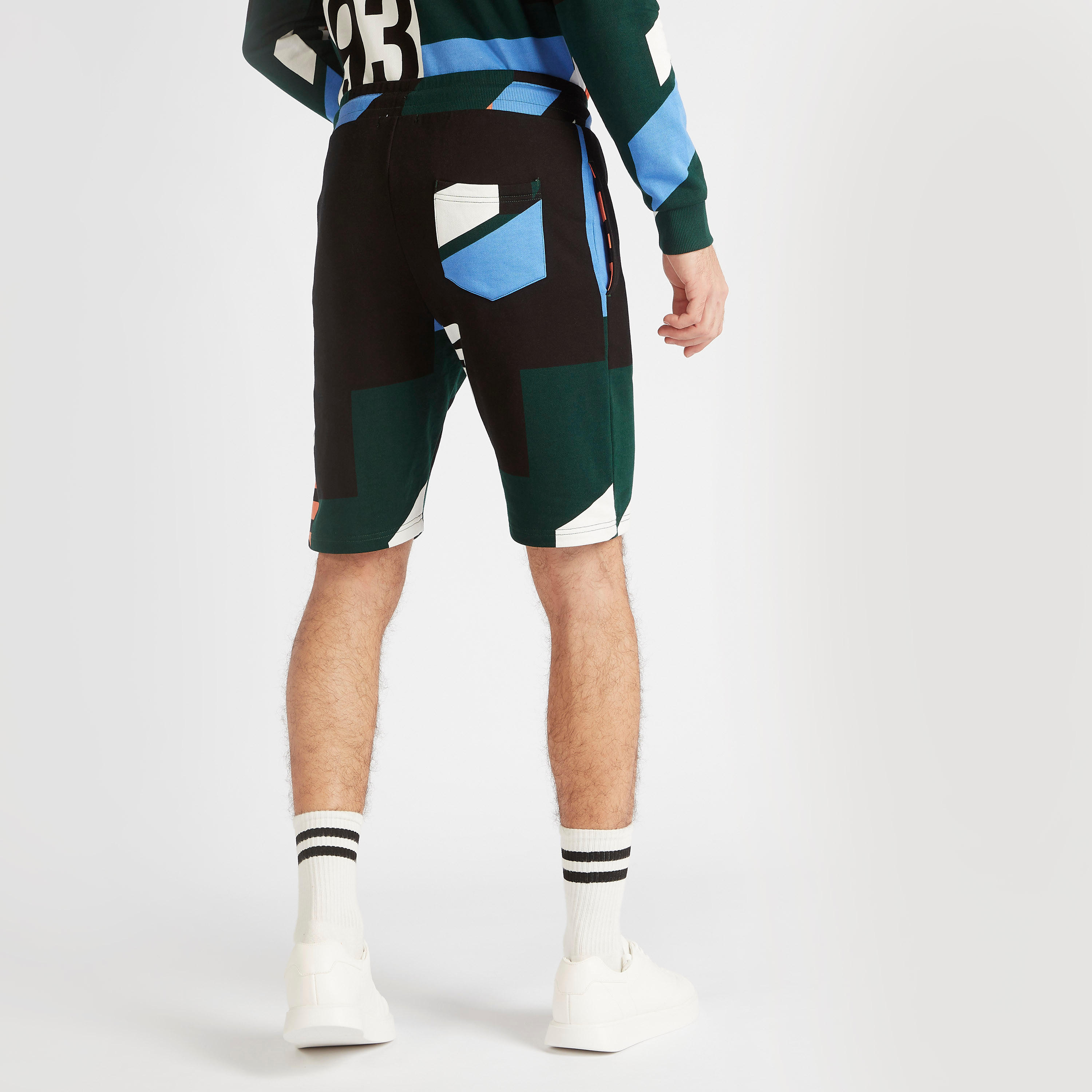 شورت برباط إغلاق وطبعات من آيكونيك-men-clothing-bottoms-shorts-image-3