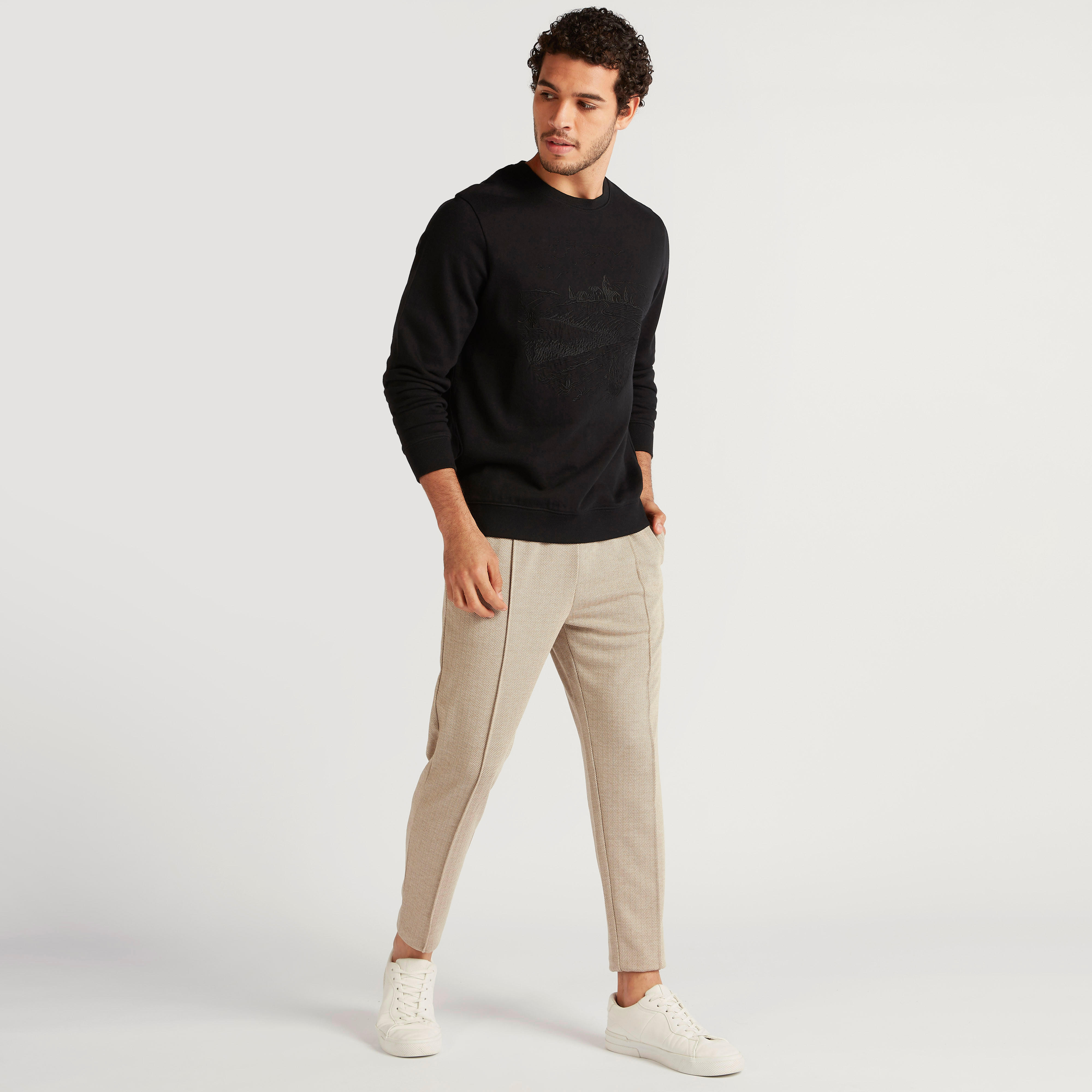 سويت شيرت مطرّز بأكمام طويلة من آيكونيك-men-winterwear-hoodiesandsweatshirts-image-2