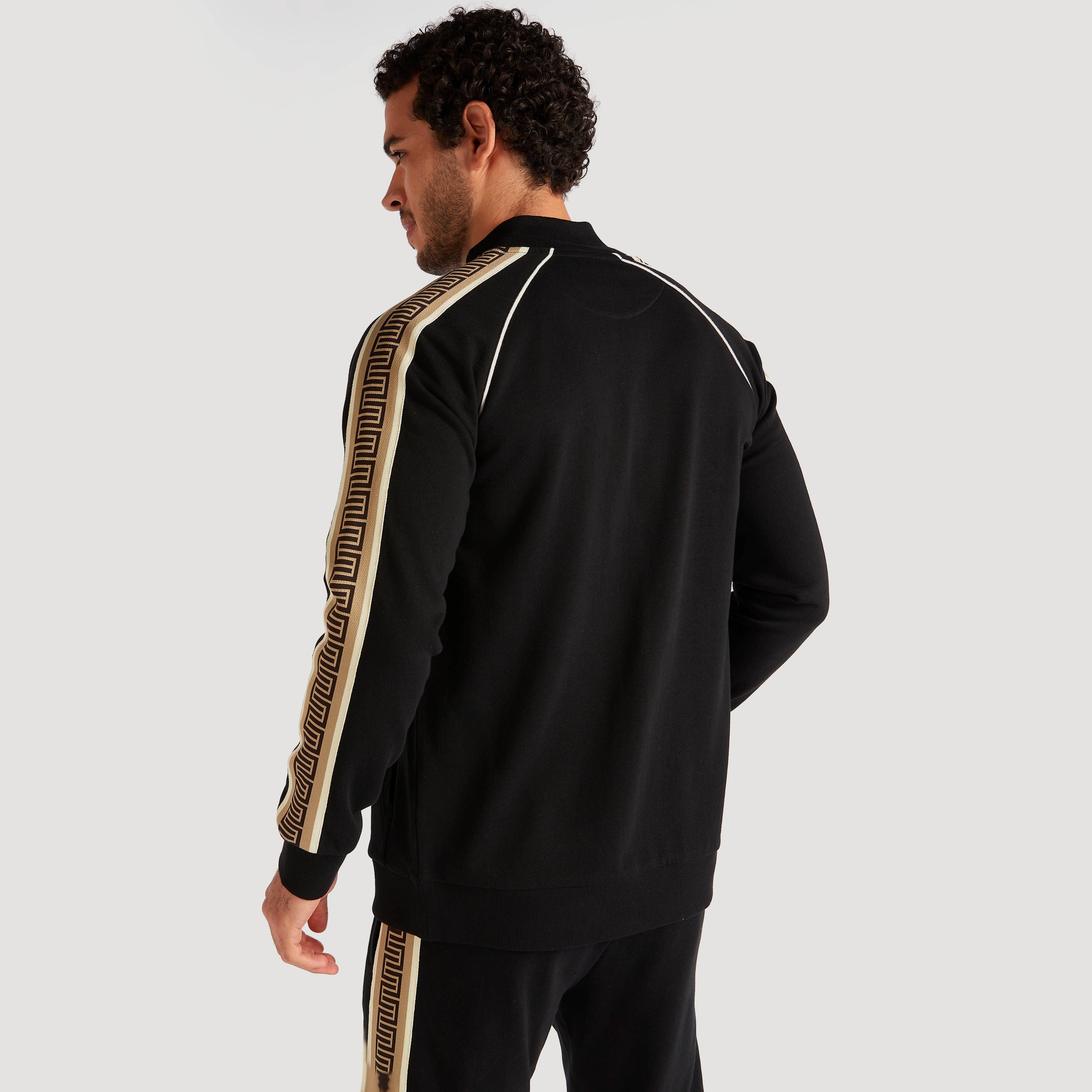 جاكيت بسحّاب وأكمام طويلة من آيكونيك-men-clothing-jacketsandblazers-jackets-image-4