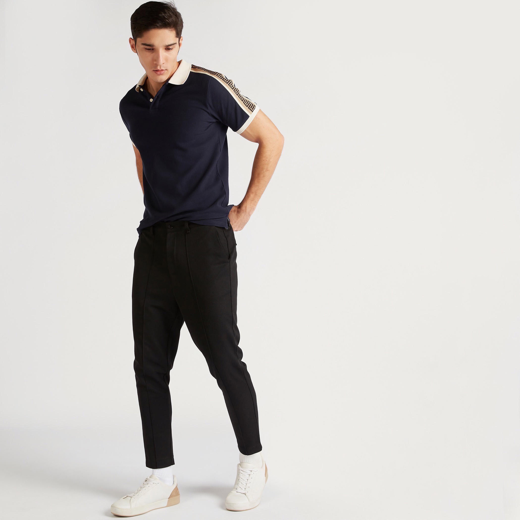 تيشيرت بولو بأكمام قصيرة وزر إغلاق من آيكونيك-men-clothing-tshirtsandpolos-polos-image-7