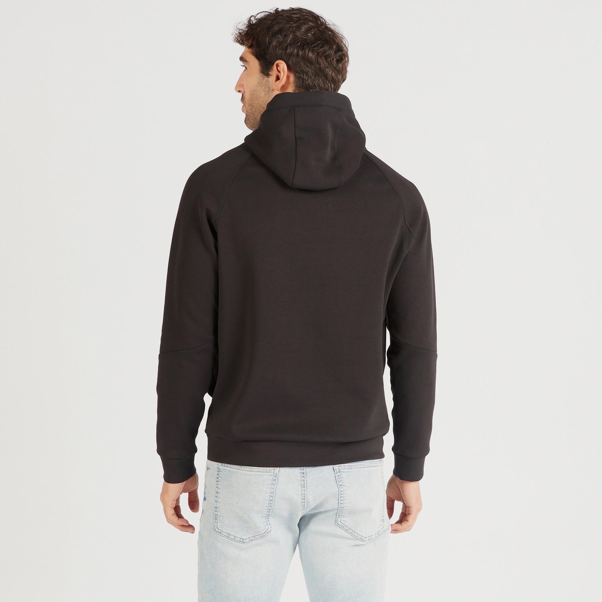 سويت شيرت بقبّعة وأكمام طويلة وطبعات من آيكونيك-men-winterwear-hoodiesandsweatshirts-image-4