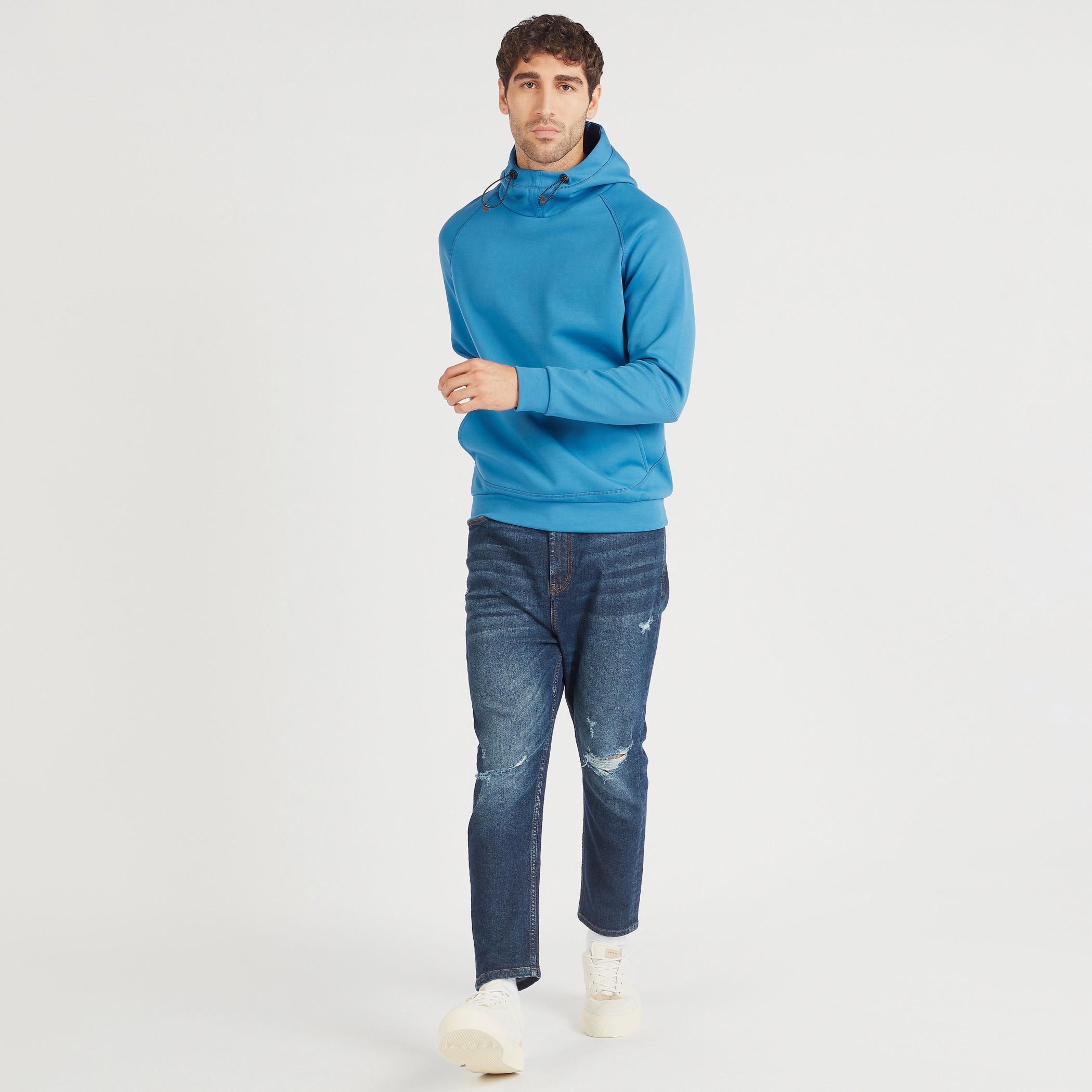 Iconic Solid Hooded Sweatshirt with Long Sleeves-men-winterwear-hoodiesandsweatshirts-image-6