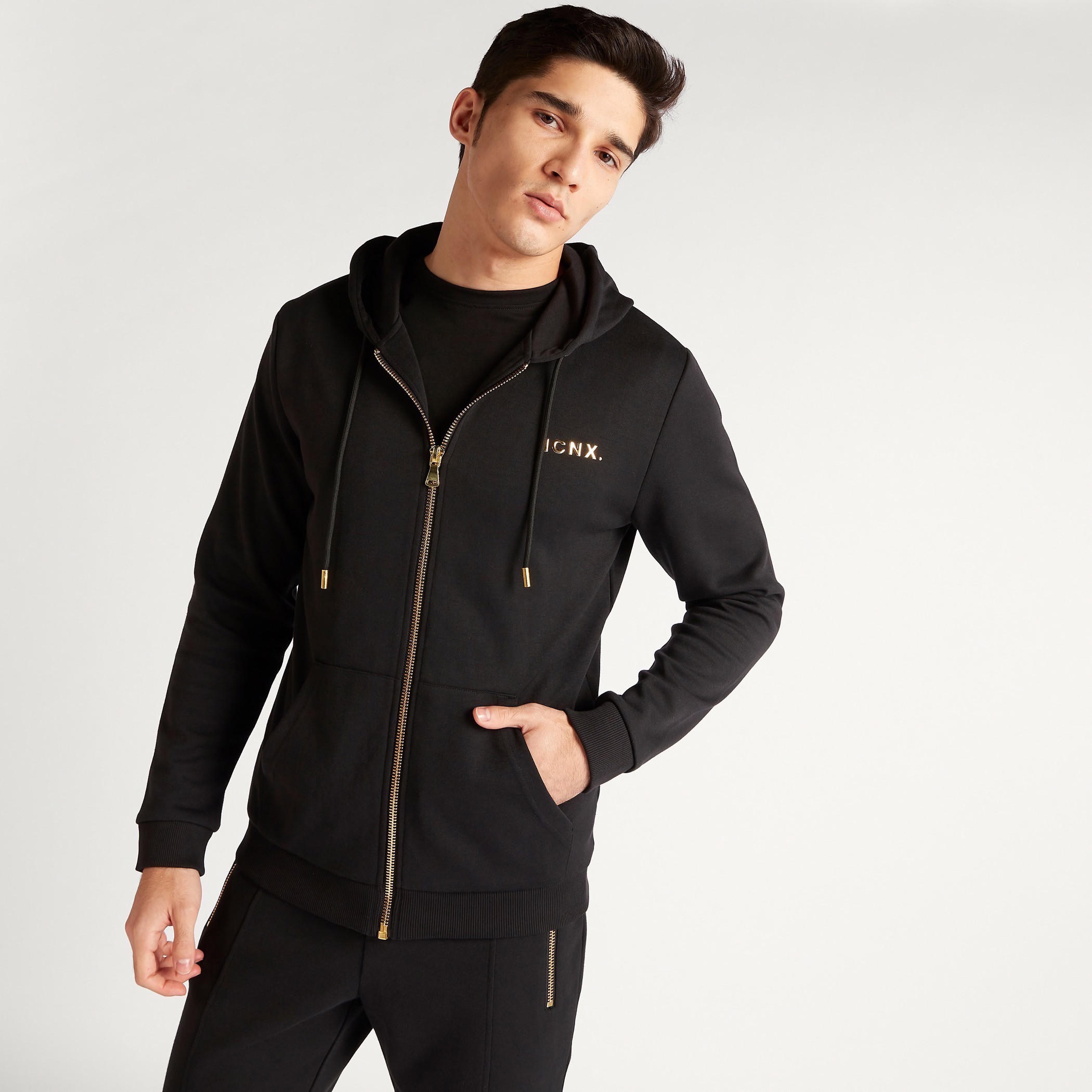 هودي سادة بسحّاب وجيوب وأكمام طويلة-men-winterwear-hoodiesandsweatshirts-image-7