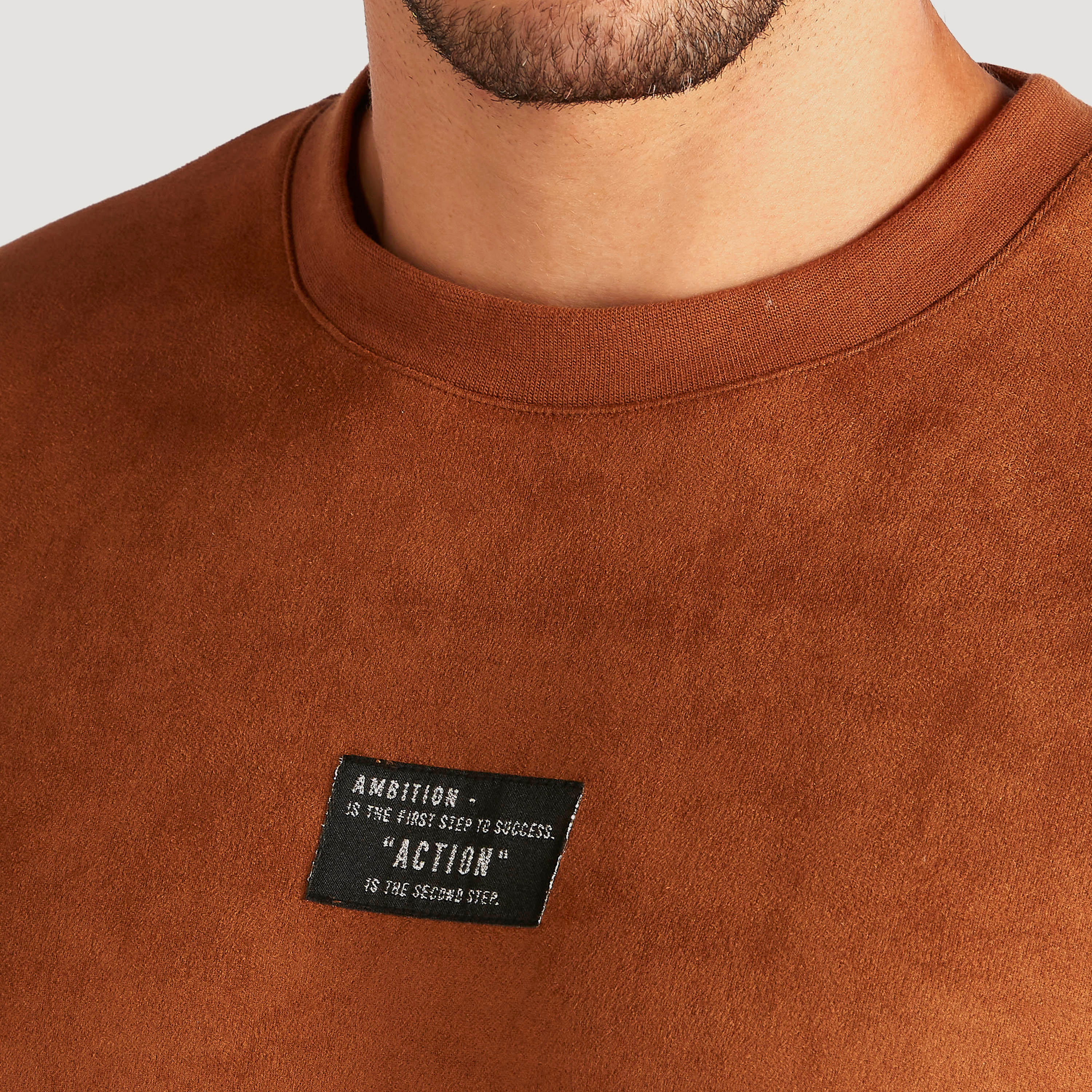 سويت شيرت بتفاصيل مزخرفة وأكمام طويلة وياقة ضيّقة من آيكونيك-men-winterwear-hoodiesandsweatshirts-image-3