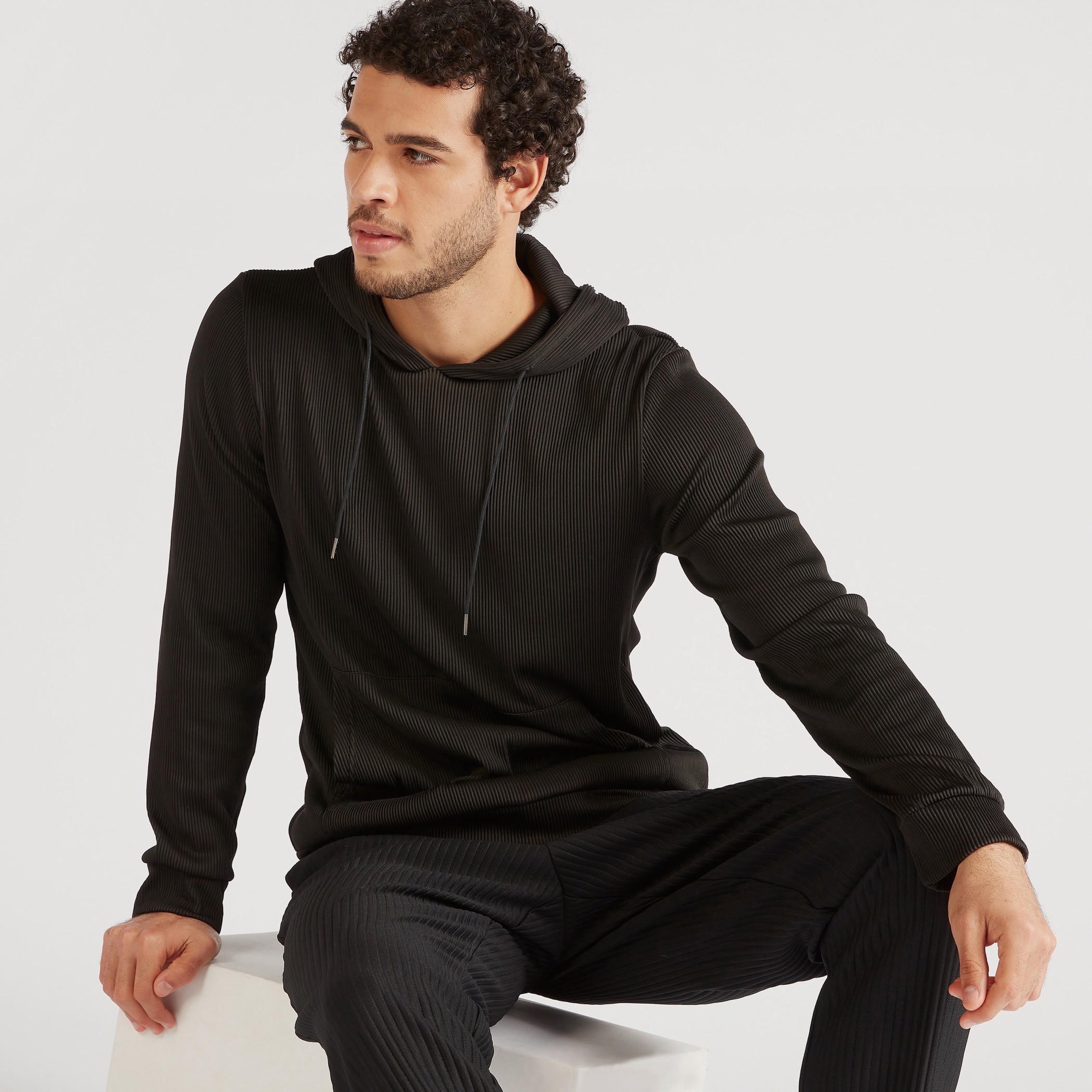 Iconic Textured Sweatshirt with Hood and Kangaroo Pocket-men-winterwear-hoodiesandsweatshirts-image-9