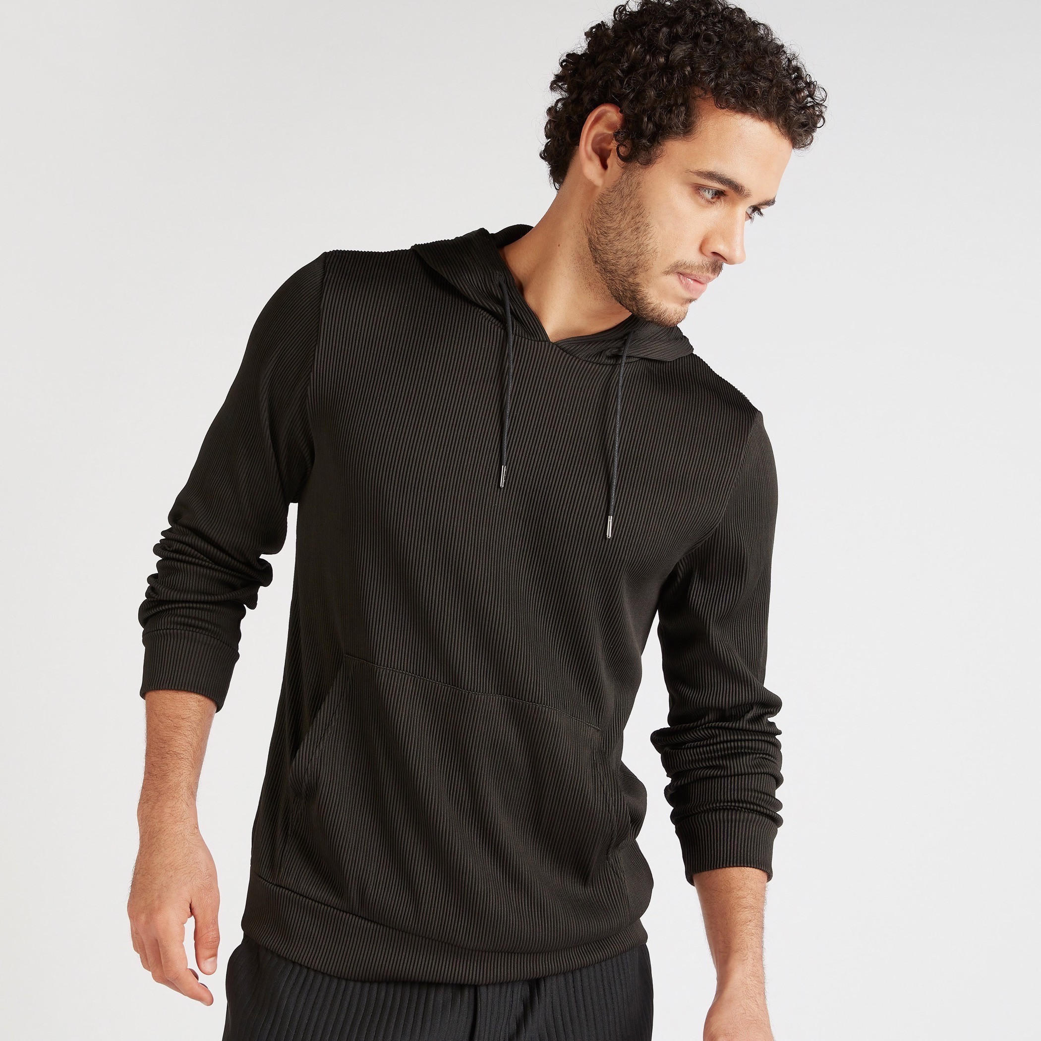 Iconic Textured Sweatshirt with Hood and Kangaroo Pocket-men-winterwear-hoodiesandsweatshirts-image-14