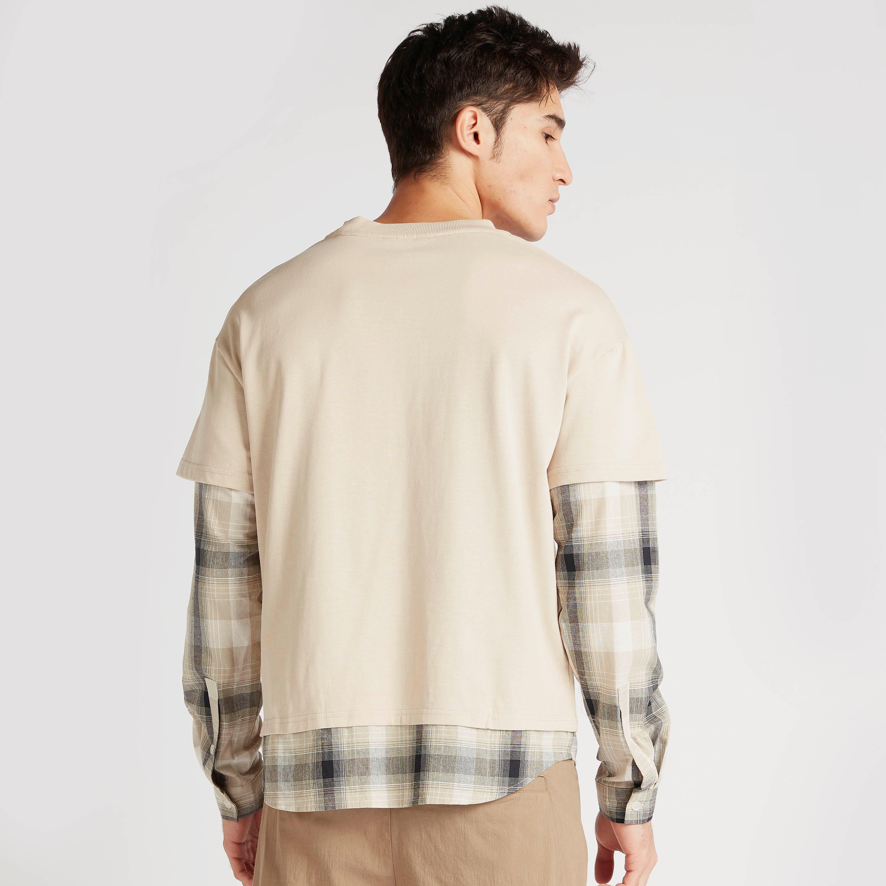 Iconic Checked Layered Sweatshirt with Crew Neck-men-winterwear-hoodiesandsweatshirts-image-4