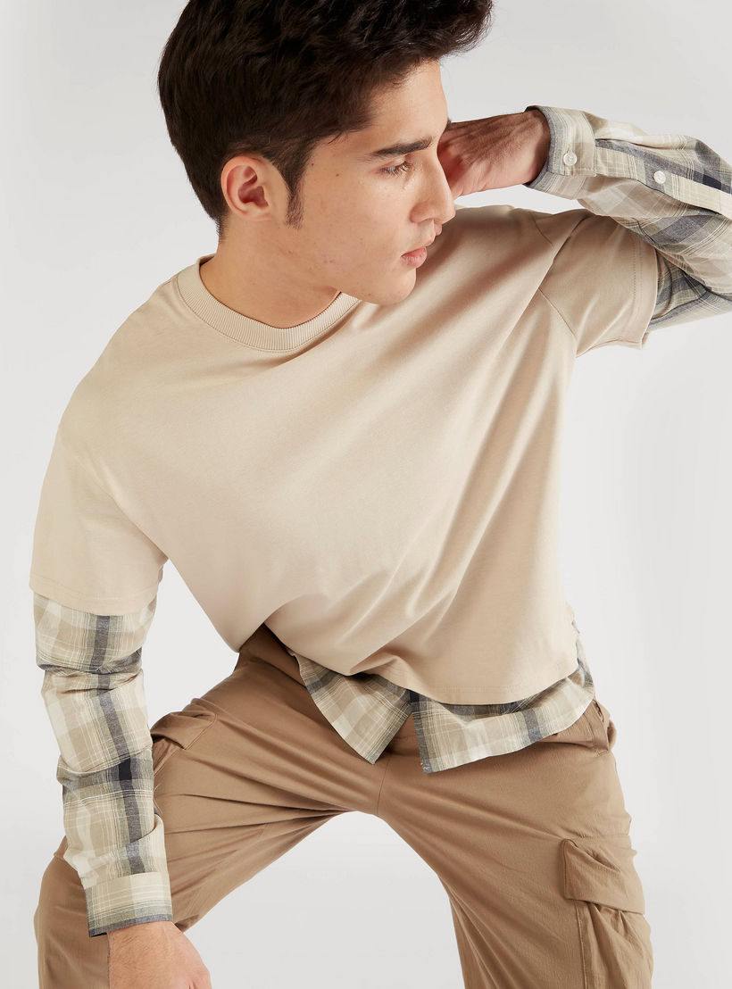 سويت شيرت متعدد الطبقات كاروهات بياقة ضيّقة من آيكونيك-men-winterwear-hoodiesandsweatshirts-image-2