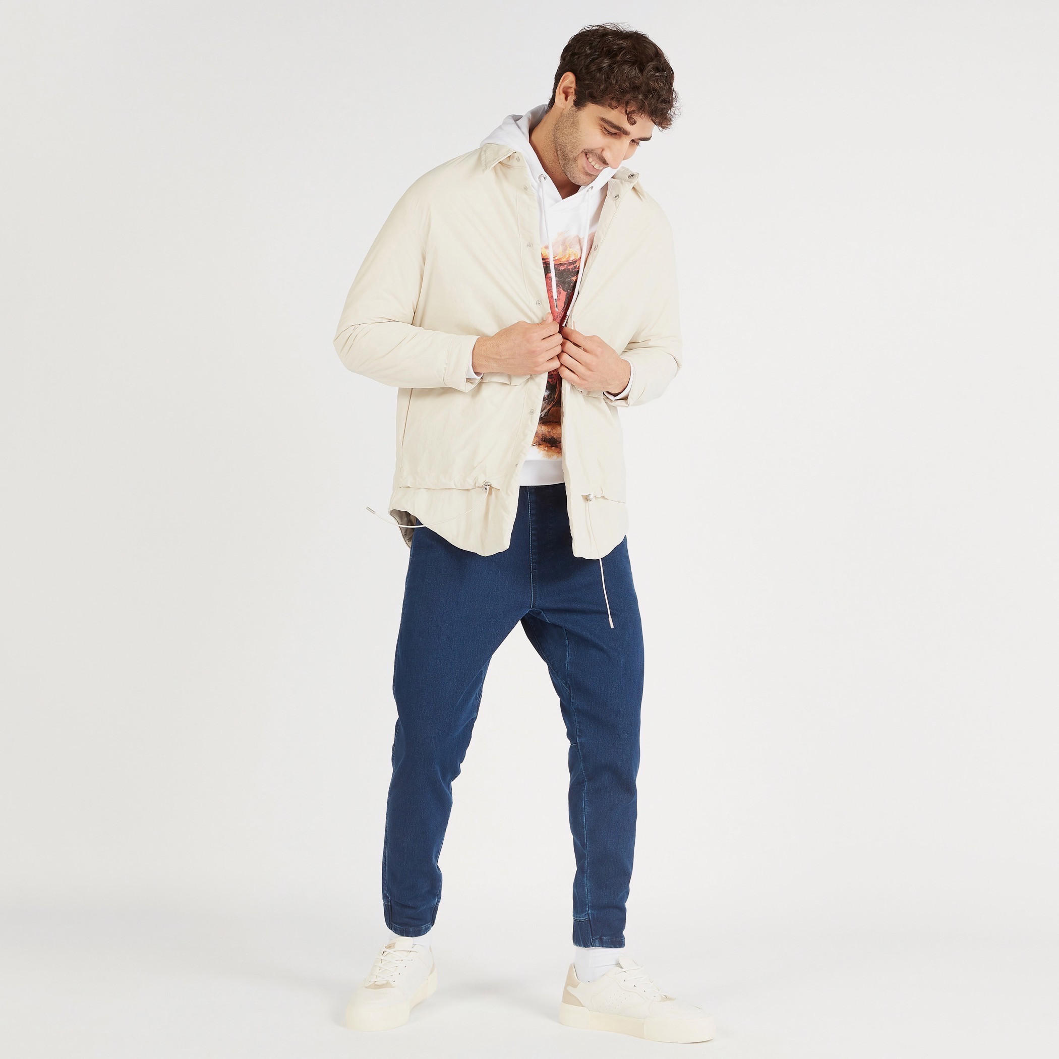 معطف سادة بأكمام طويلة وجيوب من آيكونيك-men-clothing-jacketsandblazers-jackets-image-3