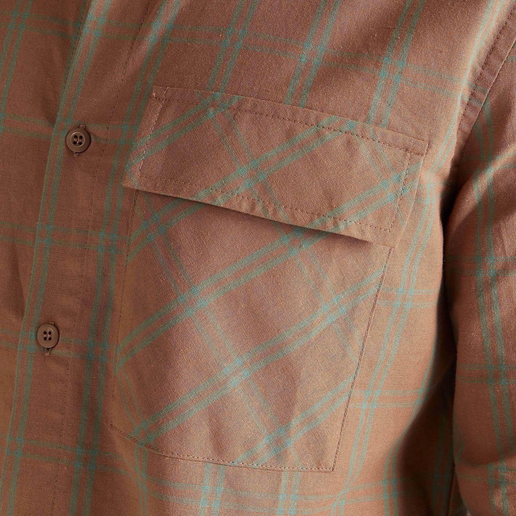قميص كاروهات بجيب وأكمام طويلة من آيكونيك-men-clothing-shirts-image-4