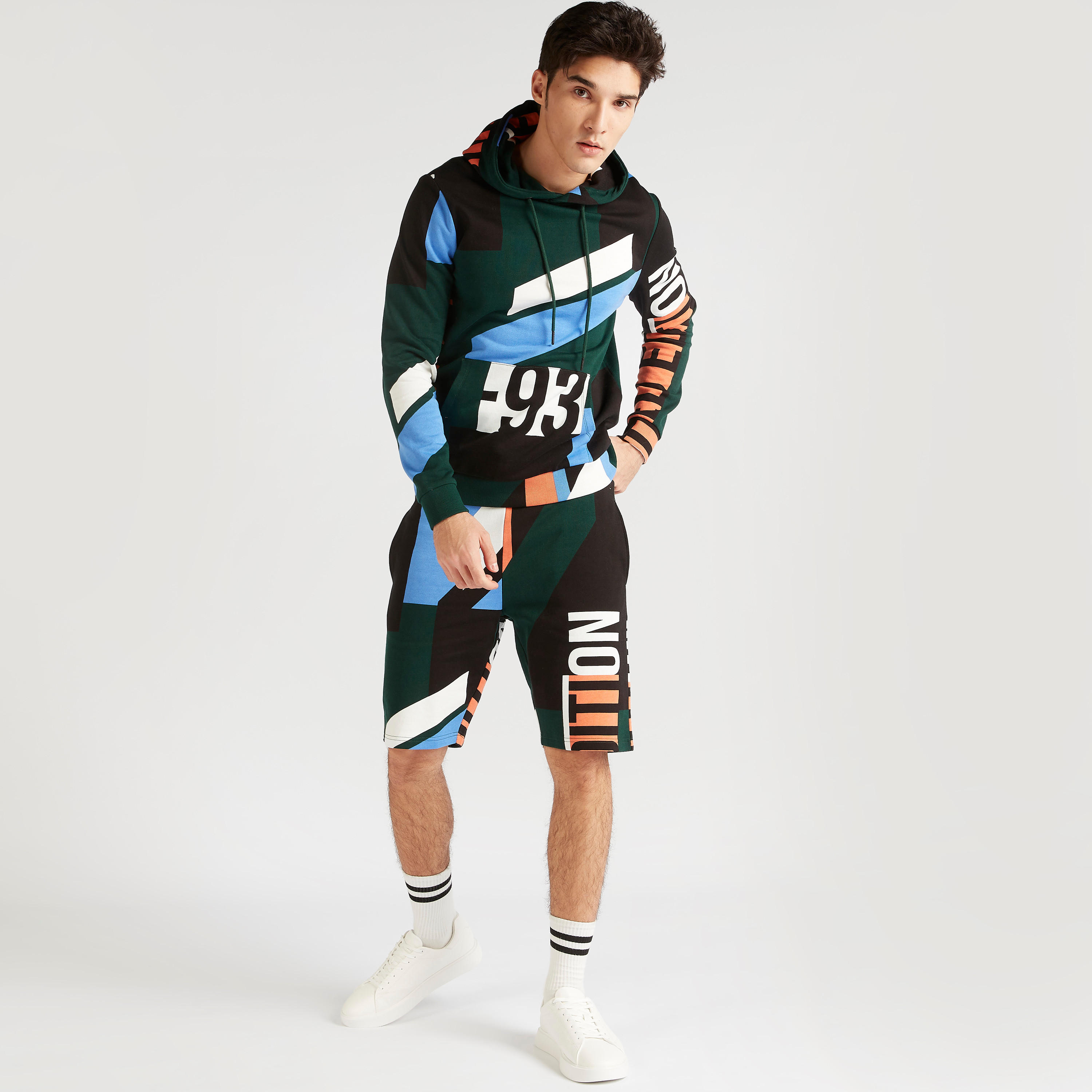 سويت شيرت بأكمام طويلة وقبعة-men-winterwear-hoodiesandsweatshirts-image-3