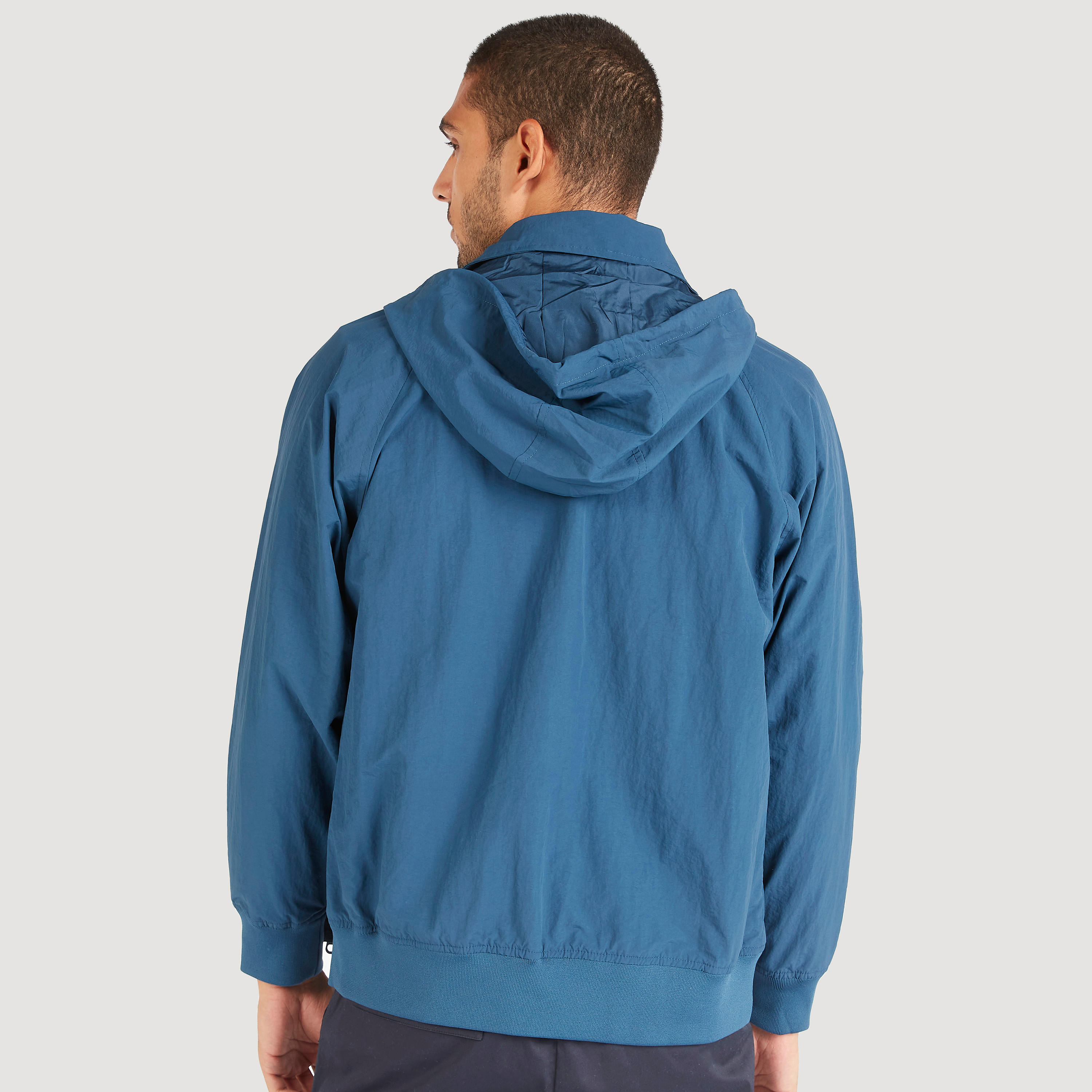 Iconic Solid Hooded Jacket with Long Sleeves and Zip Closure-men-clothing-jacketsandblazers-jackets-image-4