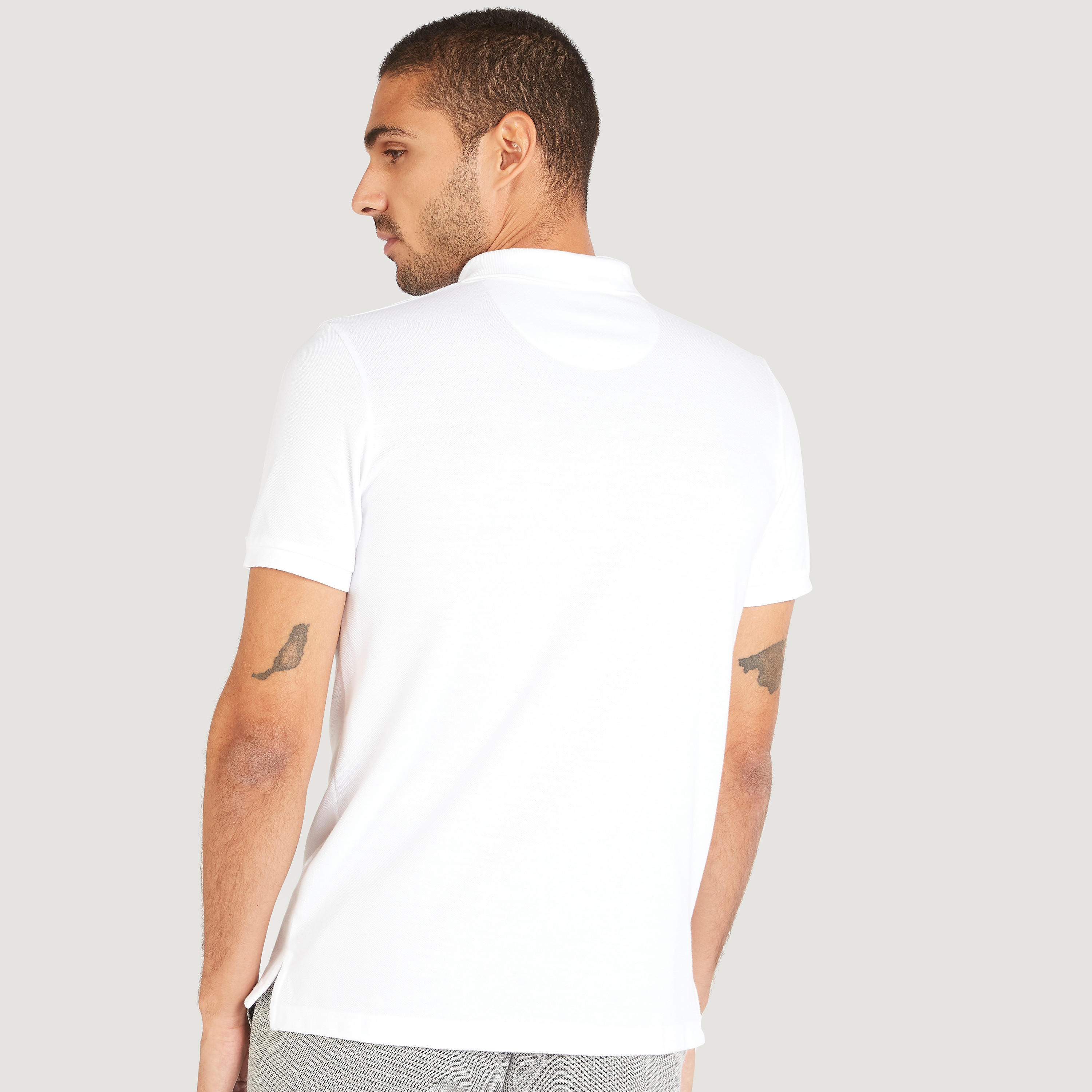 تيشيرت بولو سادة من آيكونيك-men-clothing-tshirtsandpolos-polos-image-2