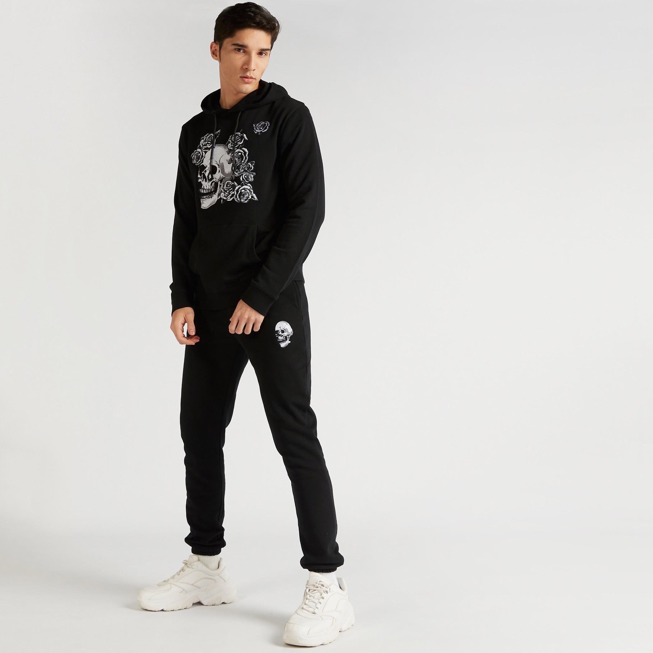 Iconic Skull Print Joggers with Drawstring Closure and Pockets-men-clothing-bottoms-joggers-image-5