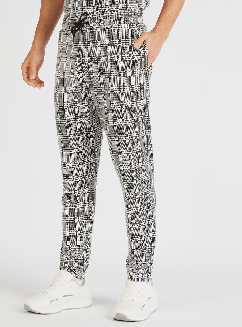 بنطلون رياضي كاروهات برباط إغلاق وجيوب من آيكونيك-men-clothing-bottoms-joggers-image-5