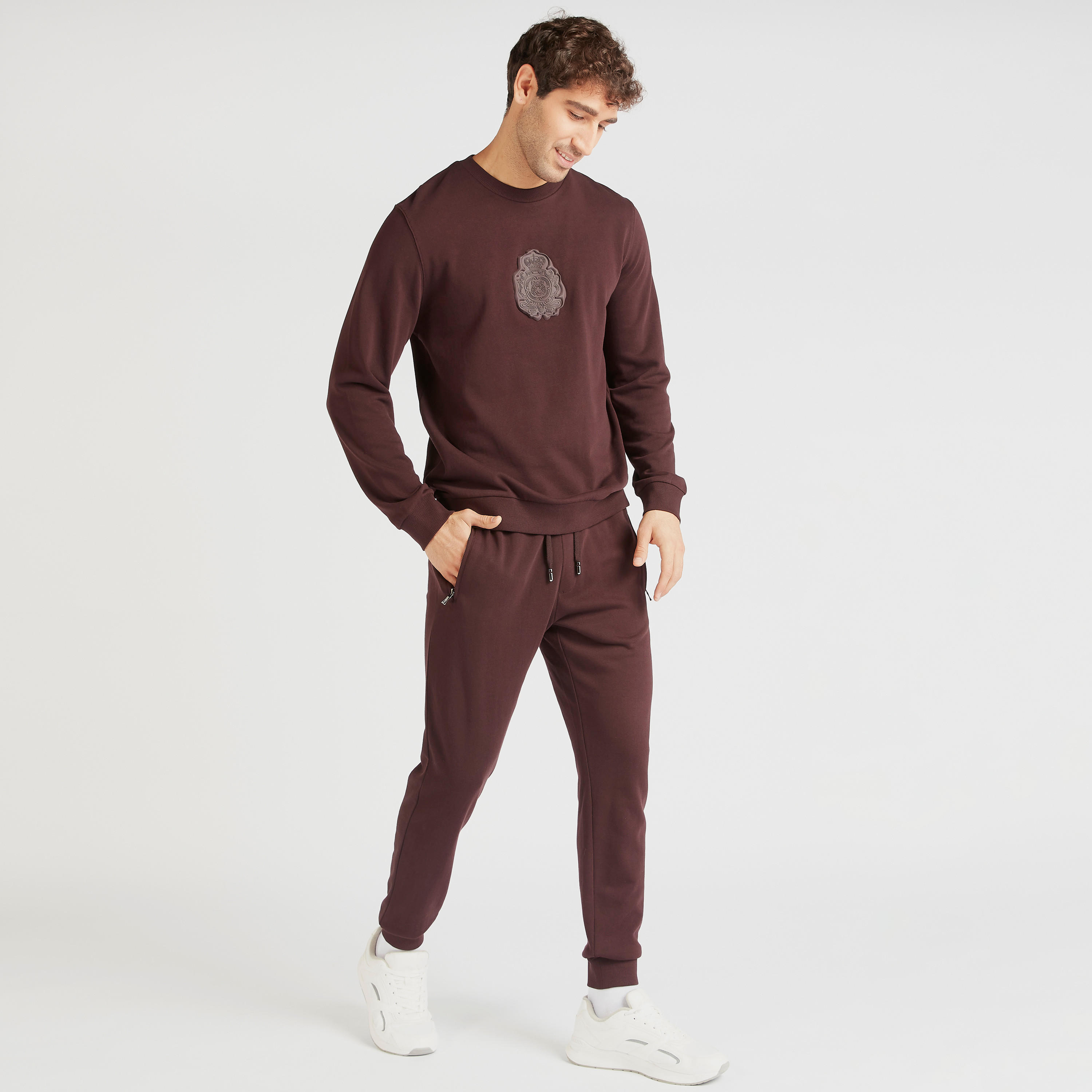 سويت شيرت بأكمام طويلة وياقة ضيّقة وتفاصيل مزخرفة من آيكونيك-men-winterwear-hoodiesandsweatshirts-image-5