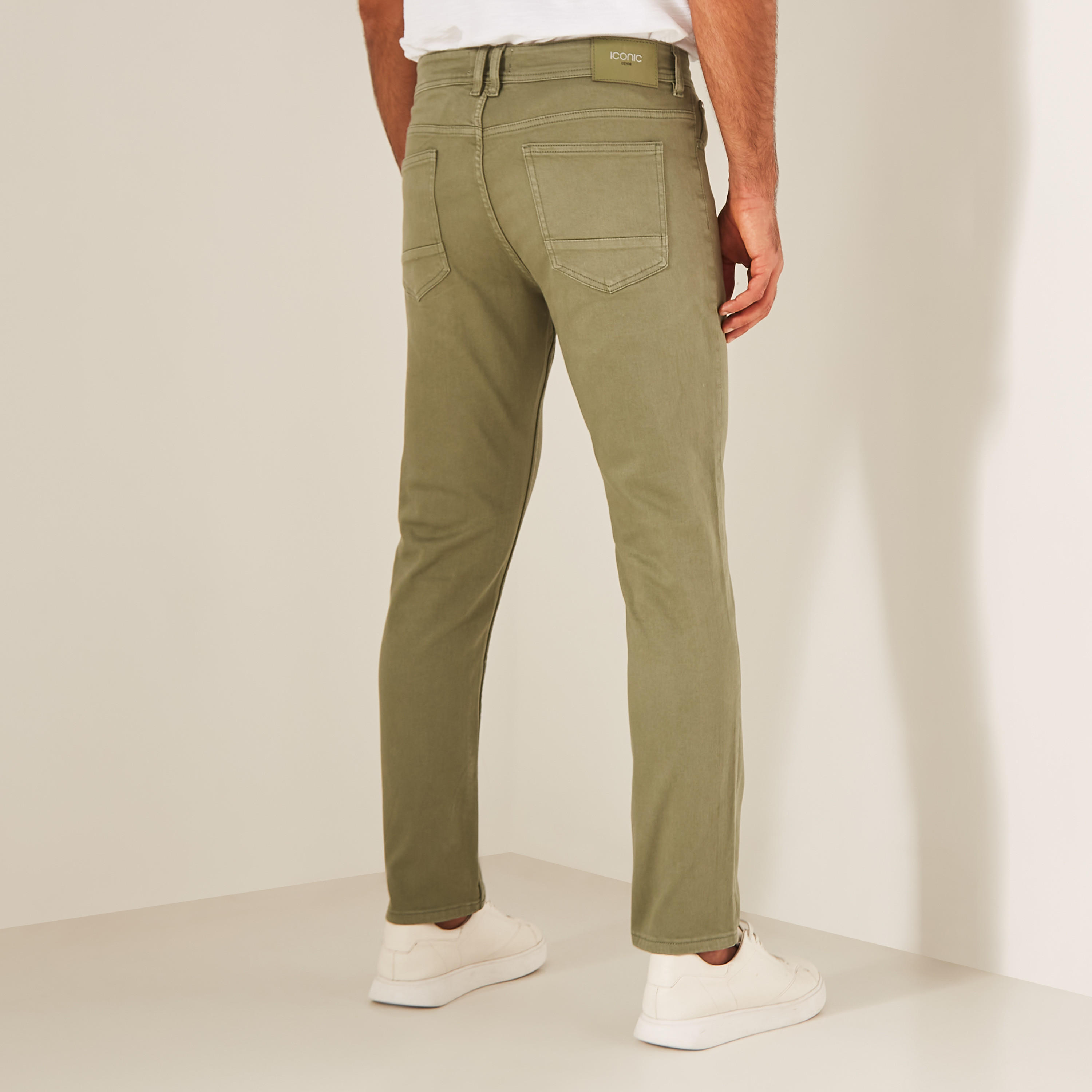 بنطلون جينز بقصة سليم وزر إغلاق-men-clothing-jeans-image-3