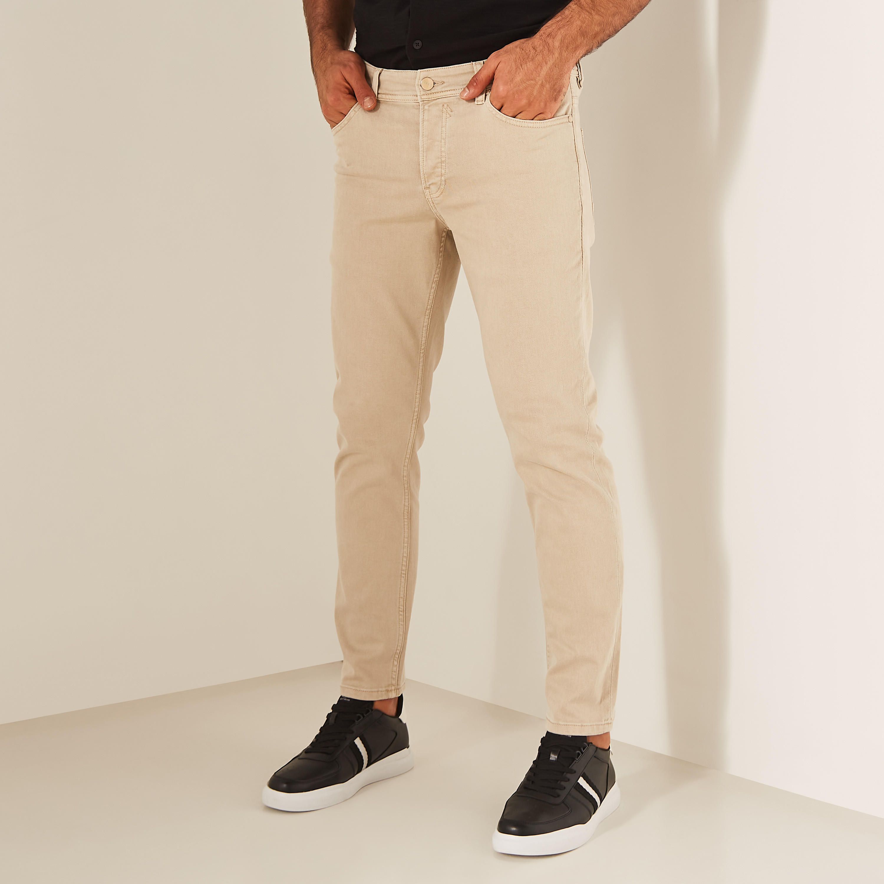 بنطلون جينز بقصة سليم وزر إغلاق-men-clothing-jeans-image-17