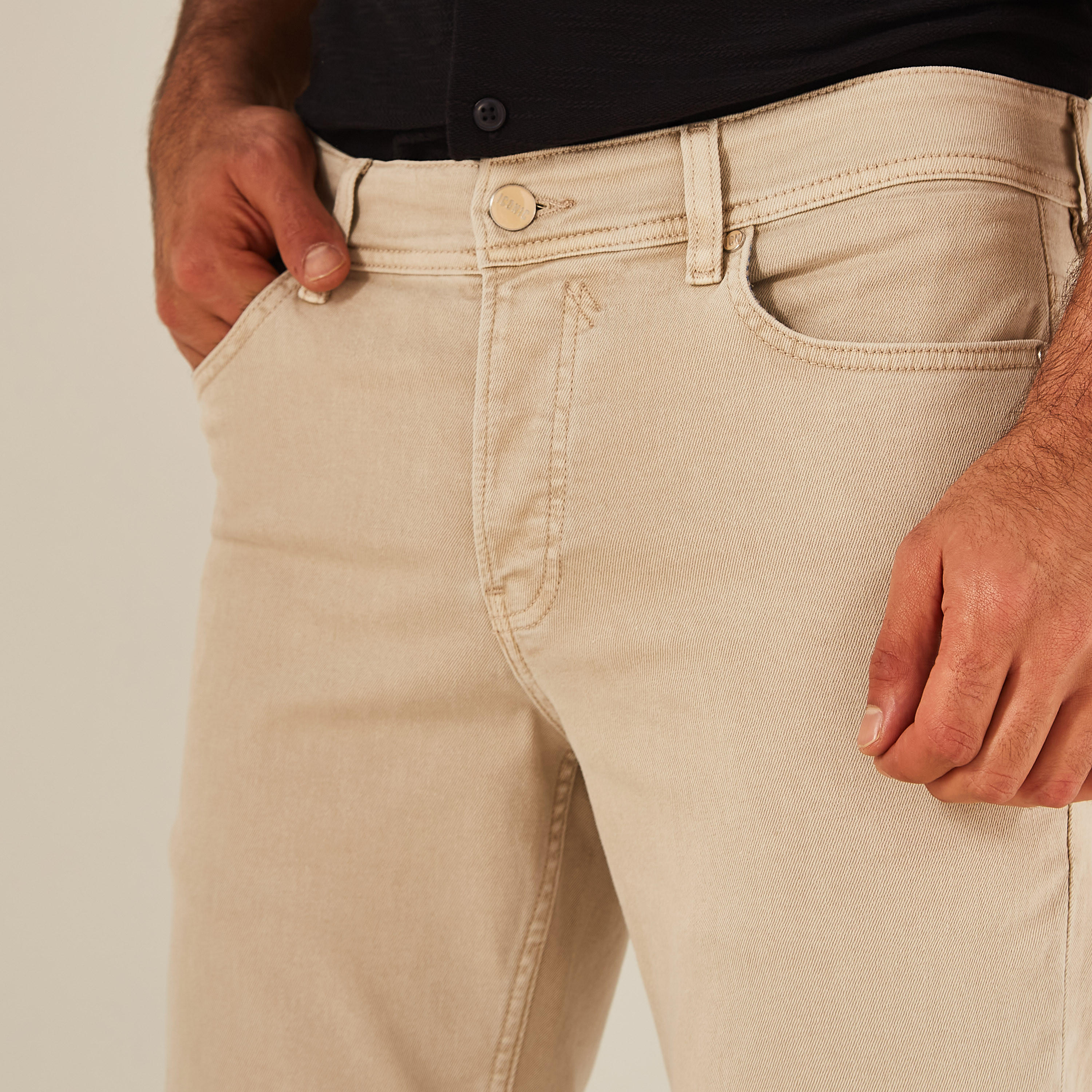 بنطلون جينز بقصة سليم وزر إغلاق-men-clothing-jeans-image-20