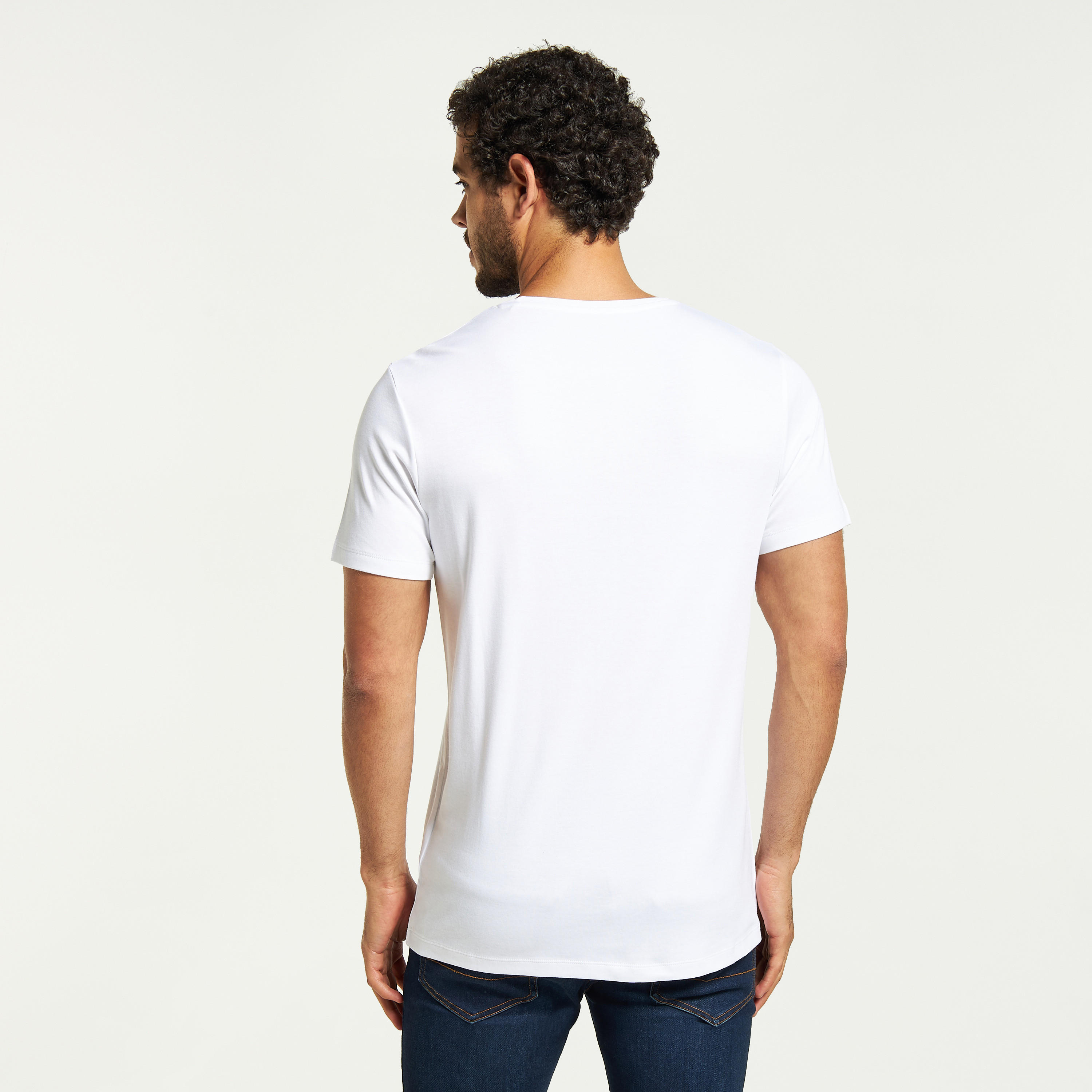 تيشيرت بياقة ضيّقة وأكمام قصيرة من آيكونيك-men-clothing-tshirtsandpolos-tshirts-image-11