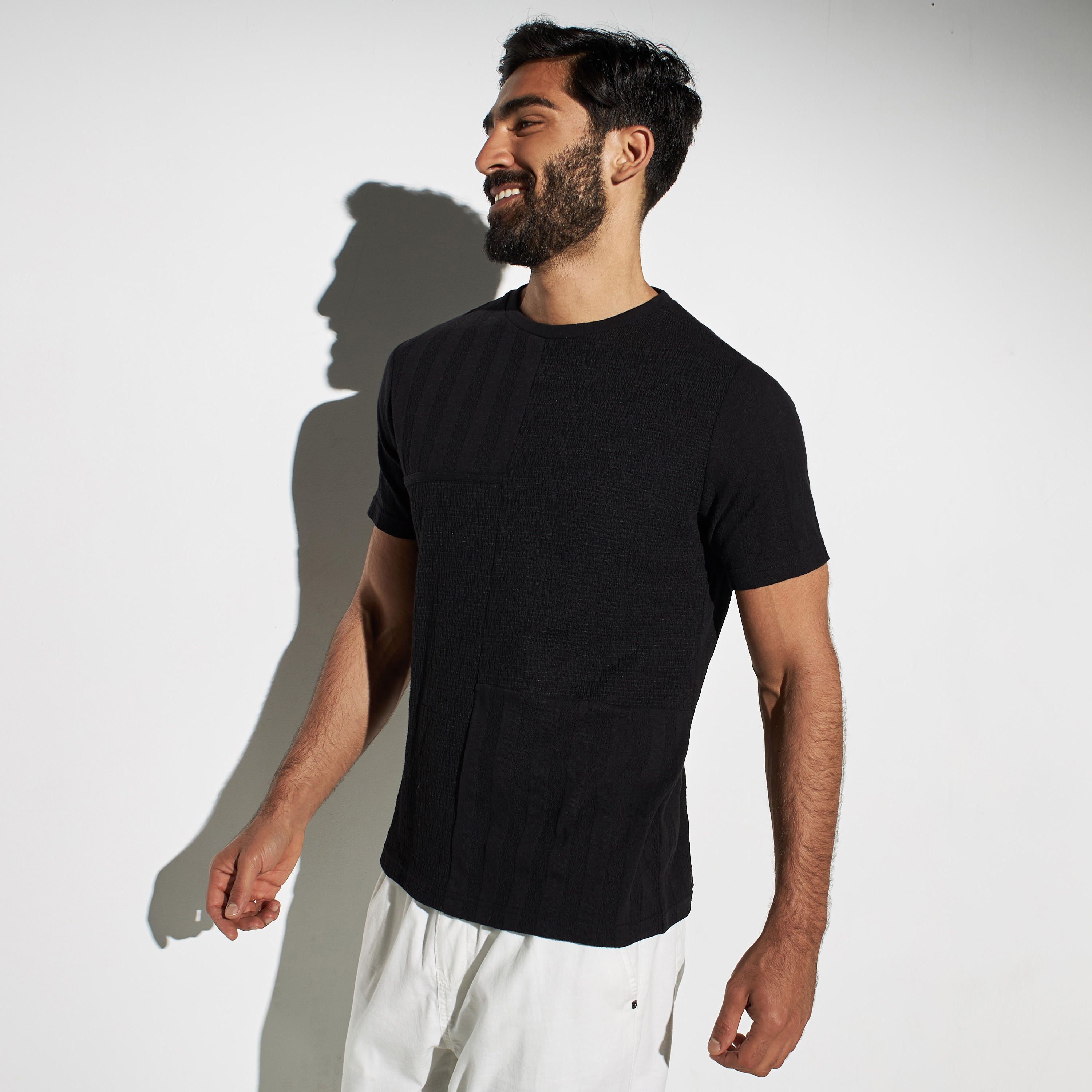تيشيرت بارز الملمس بياقة ضيقة من آيكونيك-men-clothing-tshirtsandpolos-tshirts-image-5