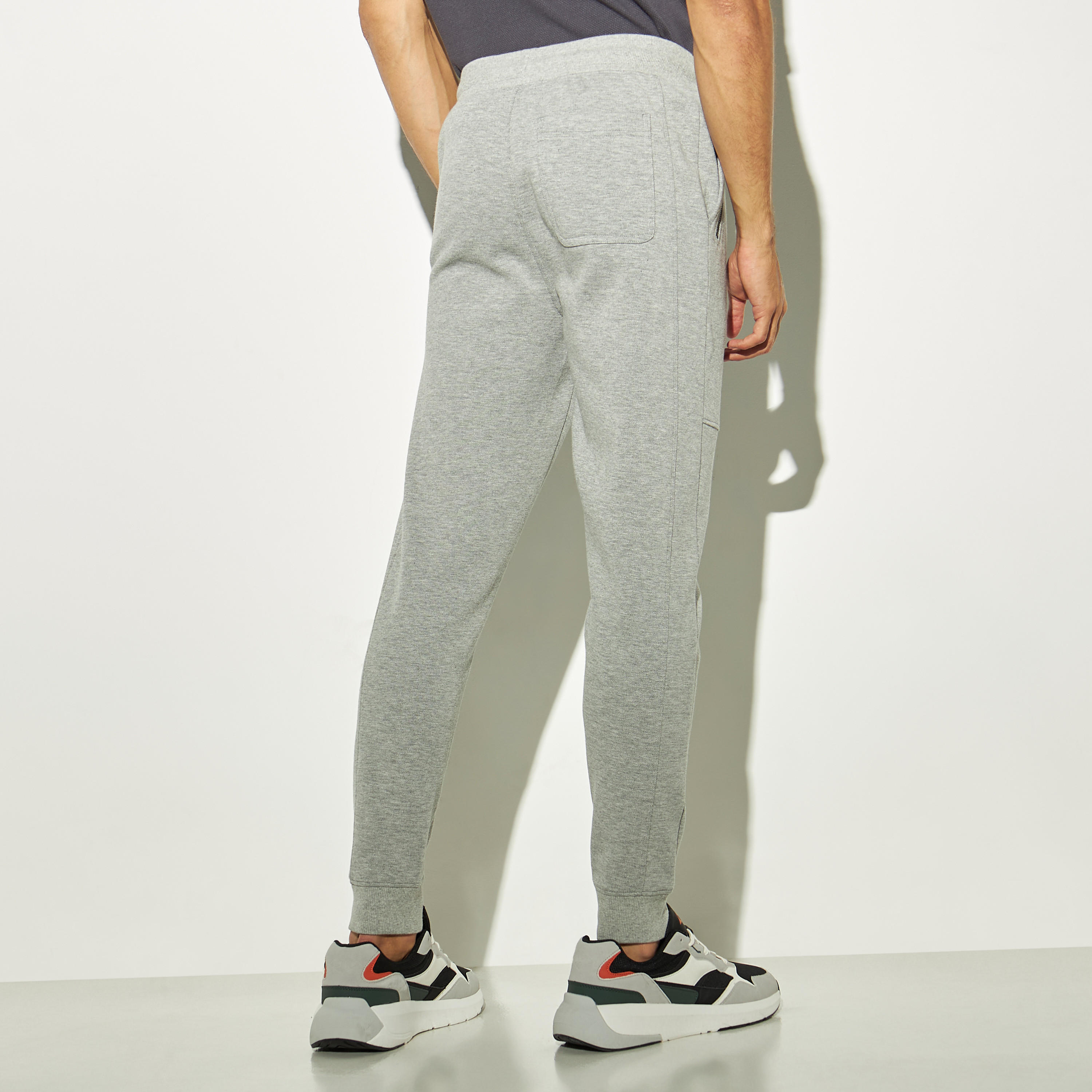 Iconic Solid Joggers with Zippered Pockets and Drawstring Closure-men-clothing-bottoms-joggers-image-3