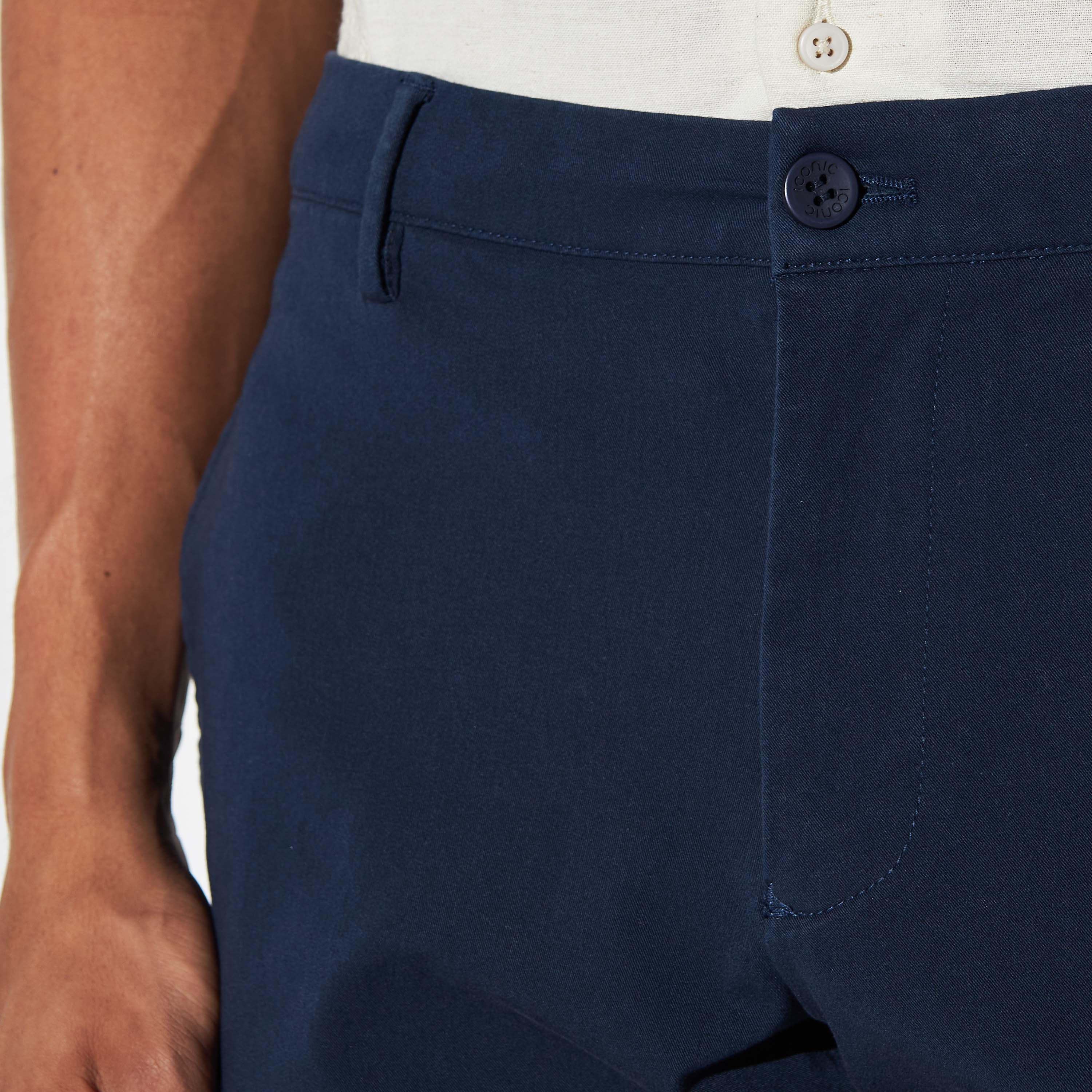 بنطلون شينو سادة بقصة مريحة وجيوب من آيكونيك-men-clothing-bottoms-trousersandchinos-chinos-image-1