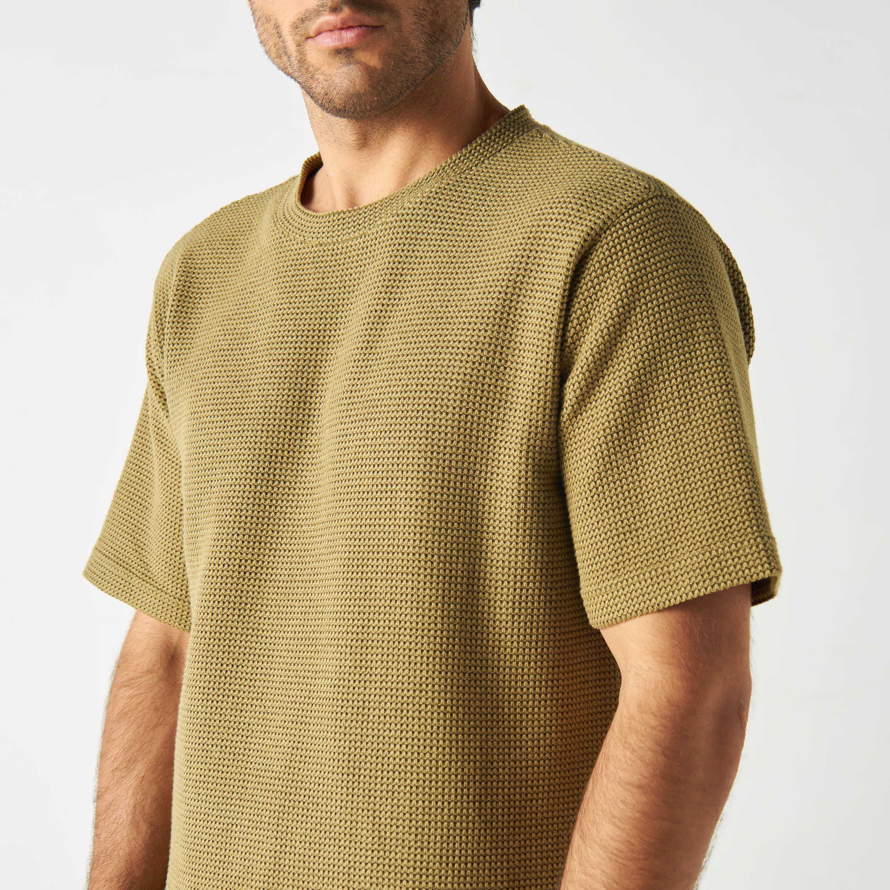 Iconic Textured Crew Neck T-shirt with Short Sleeves-men-clothing-tshirtsandpolos-tshirts-image-3