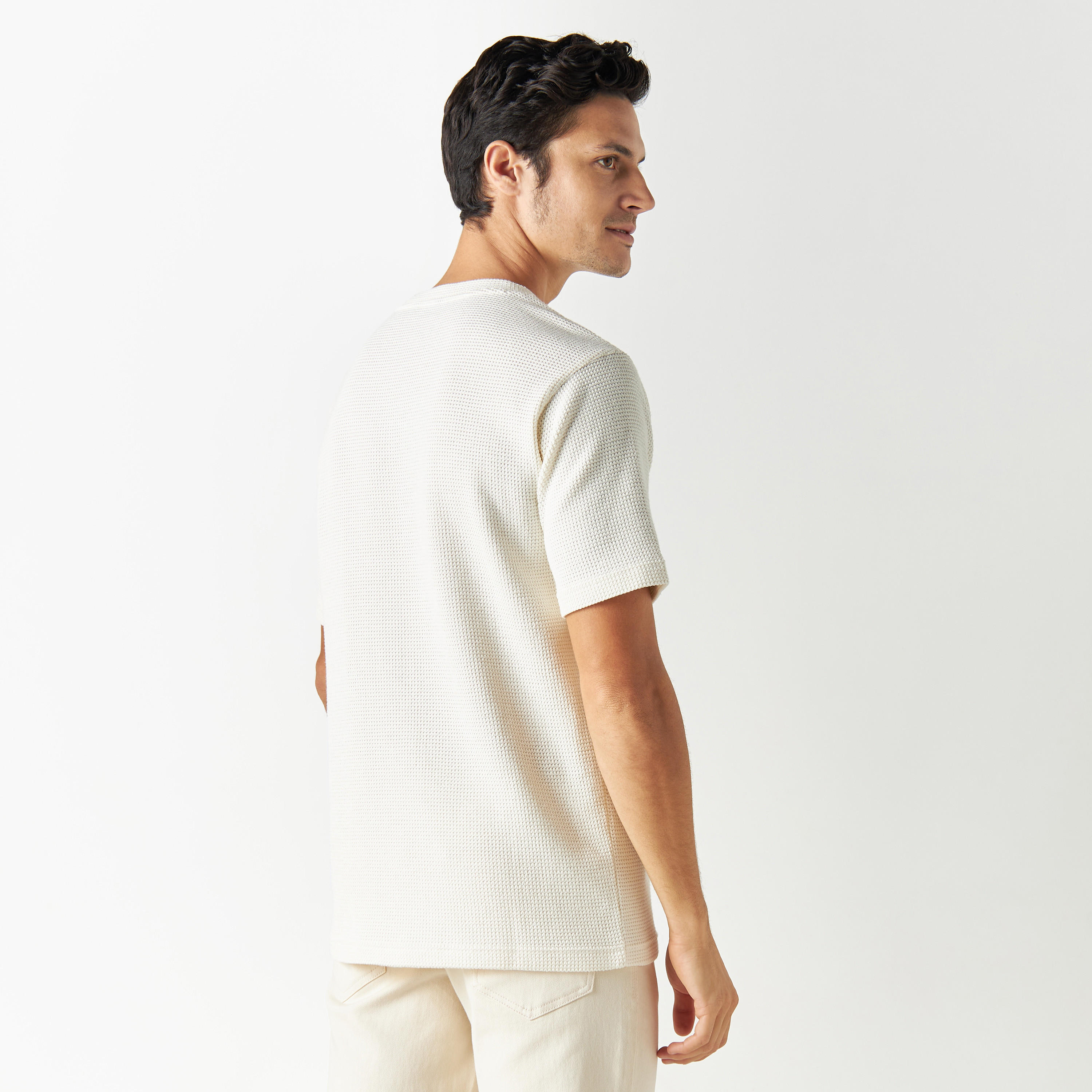 Iconic Textured Crew Neck T-shirt with Short Sleeves-men-clothing-tshirtsandpolos-tshirts-image-7