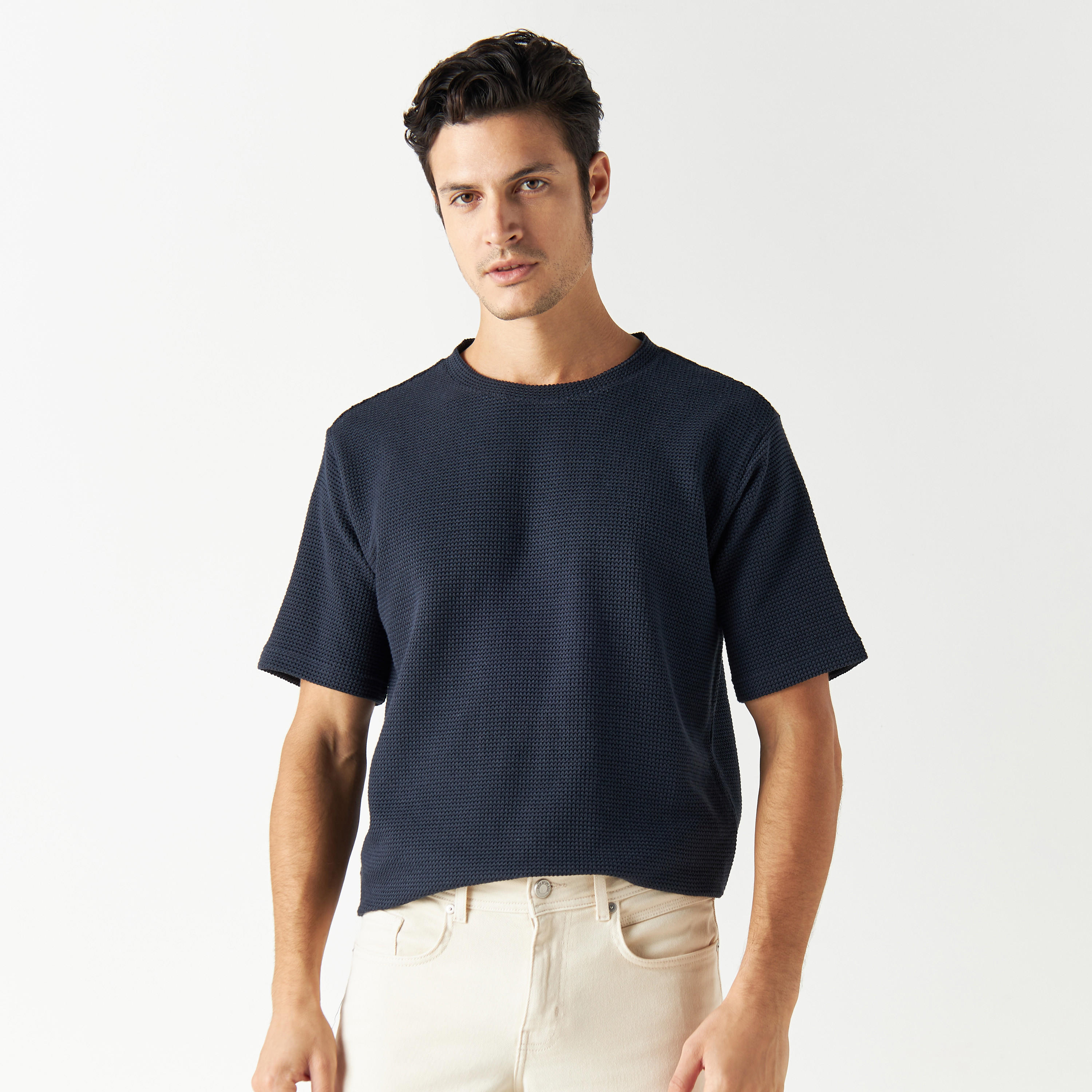 Iconic Textured Crew Neck T-shirt with Short Sleeves-men-clothing-tshirtsandpolos-tshirts-image-9