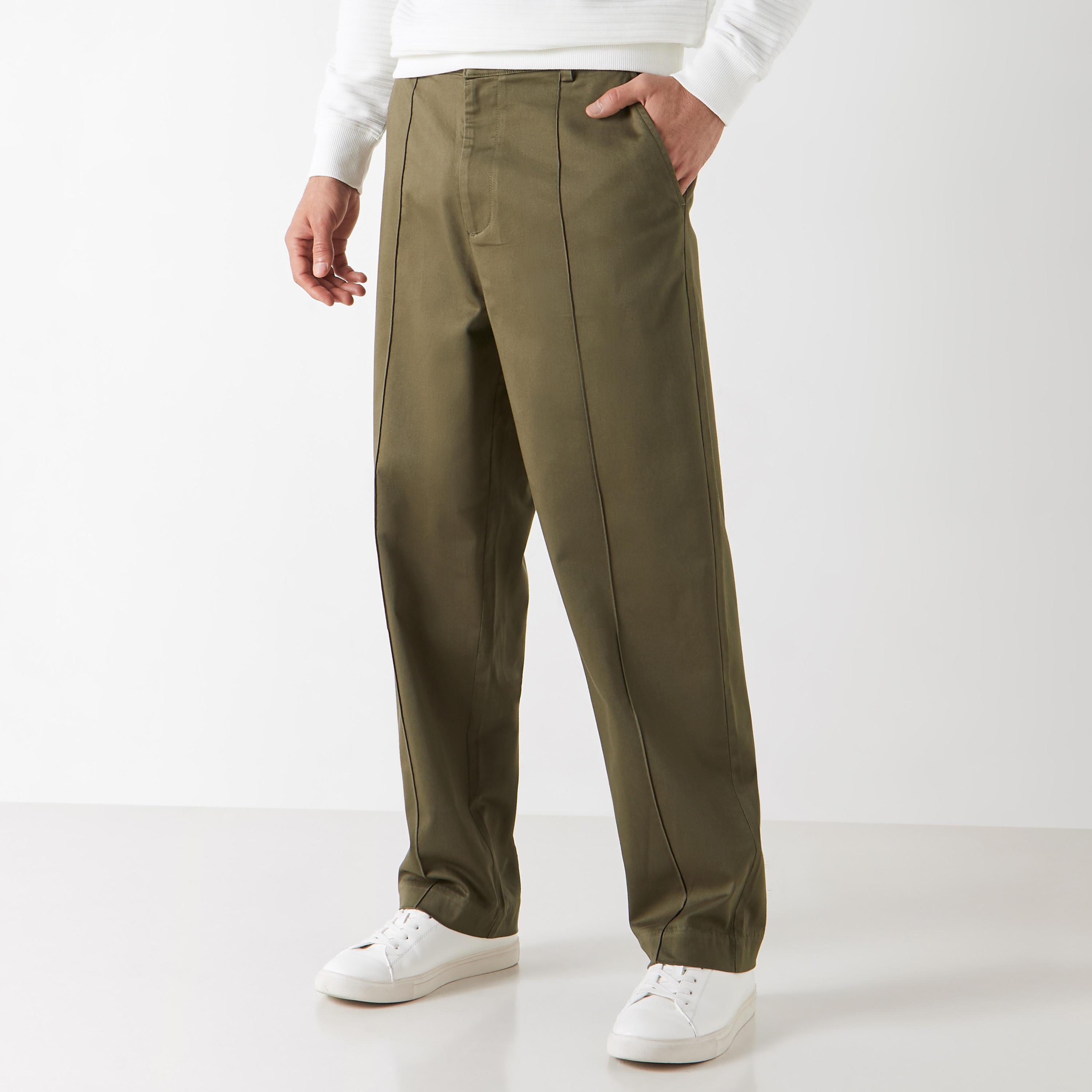 بنطلون سادة بجيوب من آيكونيك-men-clothing-bottoms-trousersandchinos-trousers-image-4