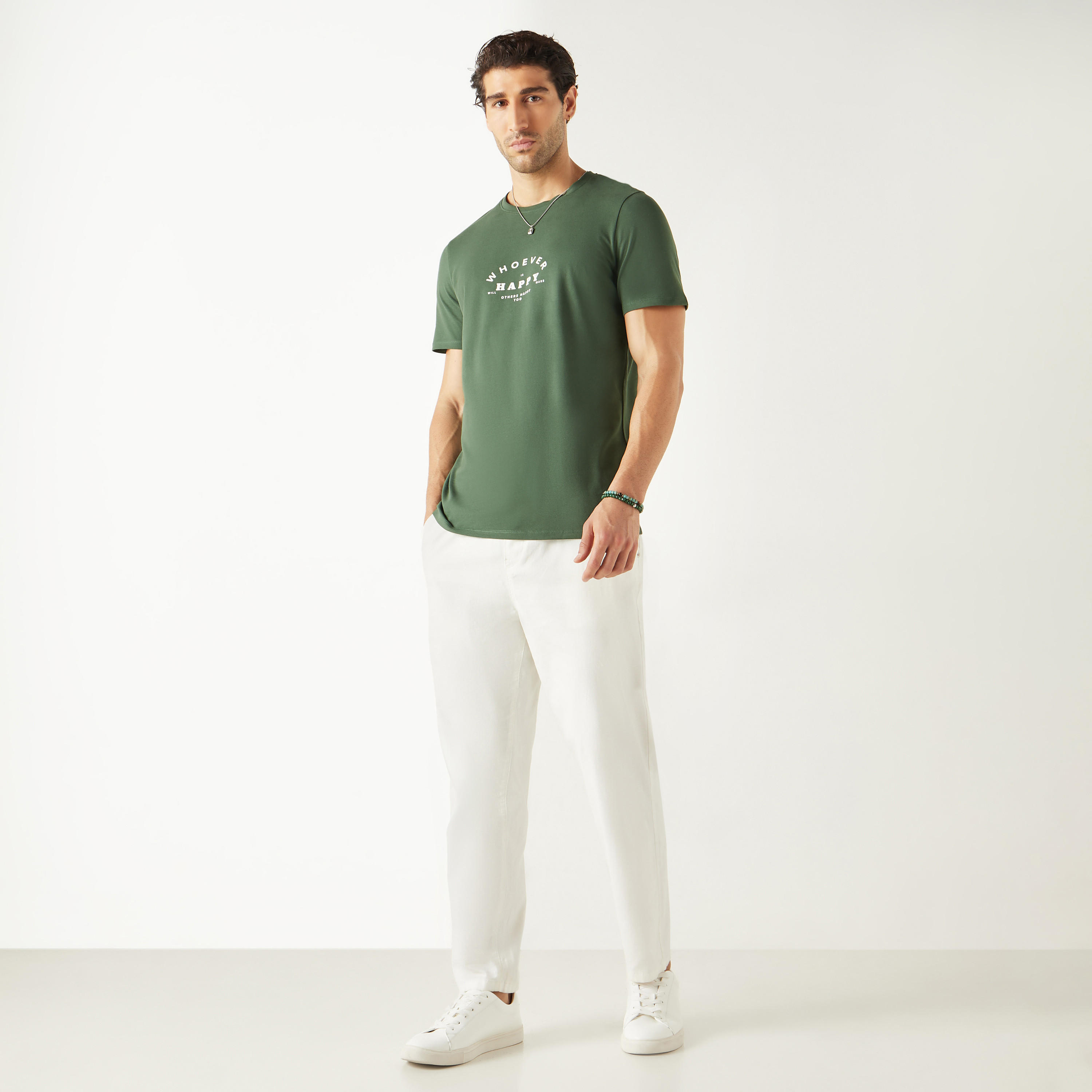 تيشيرت بأكمام قصيرة وطبعات تايبوجرافيك من آيكونيك-men-clothing-tshirtsandpolos-tshirts-image-14