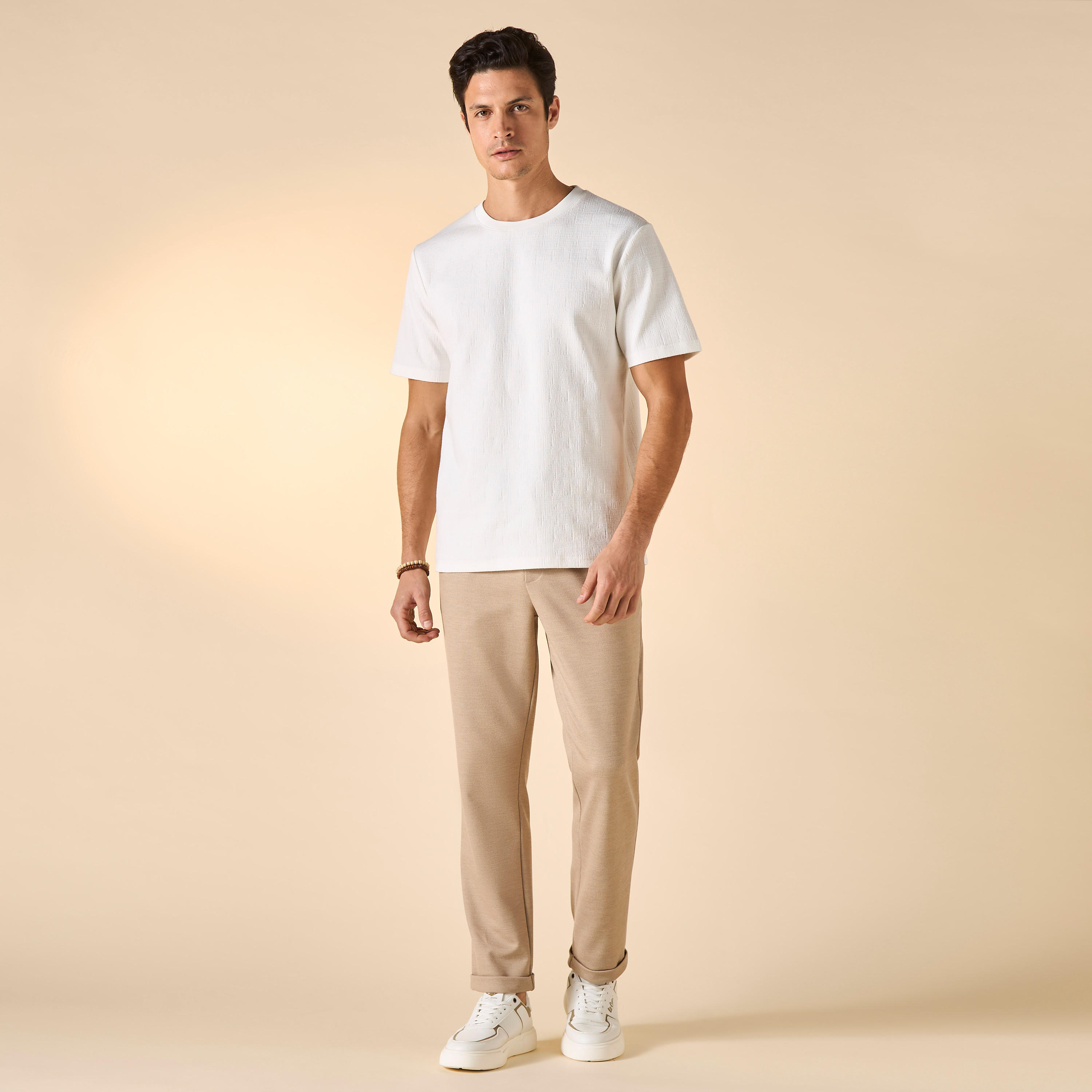 تيشيرت بارز الملمس بأكمام قصيرة من آيكونيك-men-clothing-tshirtsandpolos-tshirts-image-2