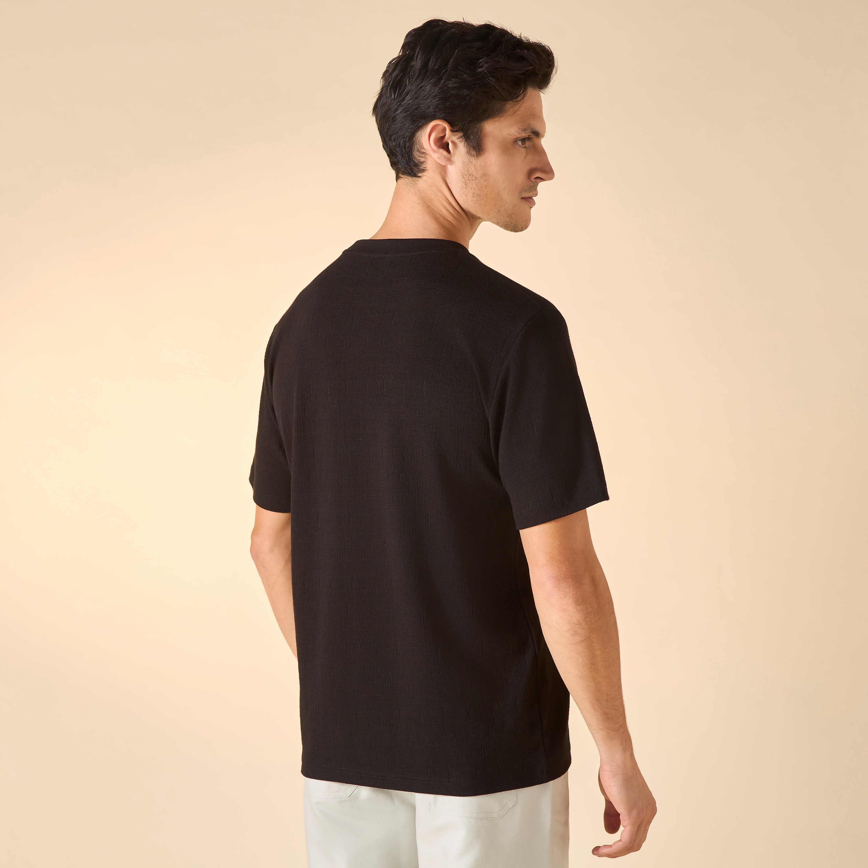 Iconic Textured T-shirt with Short Sleeves-men-clothing-tshirtsandpolos-tshirts-image-11