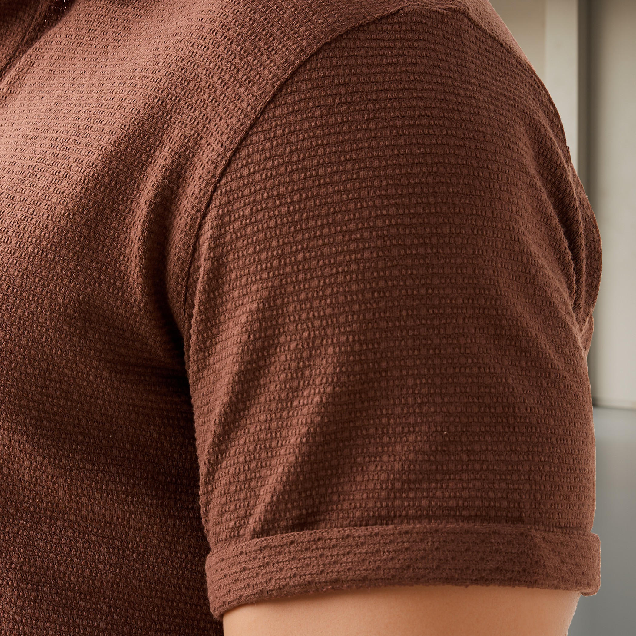 قميص بارز الملمس بقصة سليم من آيكونيك-men-clothing-shirts-image-5