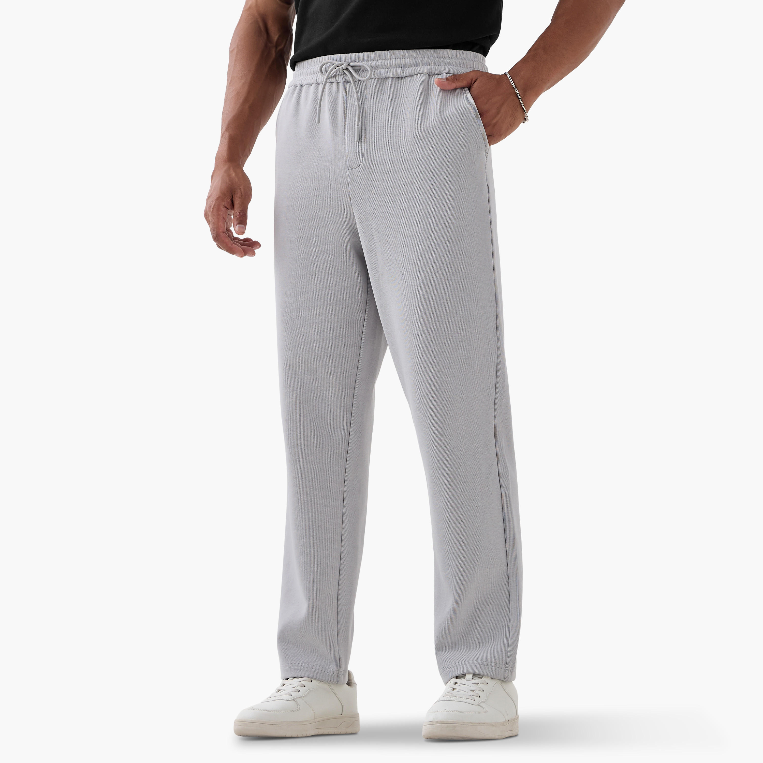 بنطلون بقصة ضيقة وخصر مرن وجيوب من آيكونيك-men-clothing-bottoms-trousersandchinos-trousers-image-1