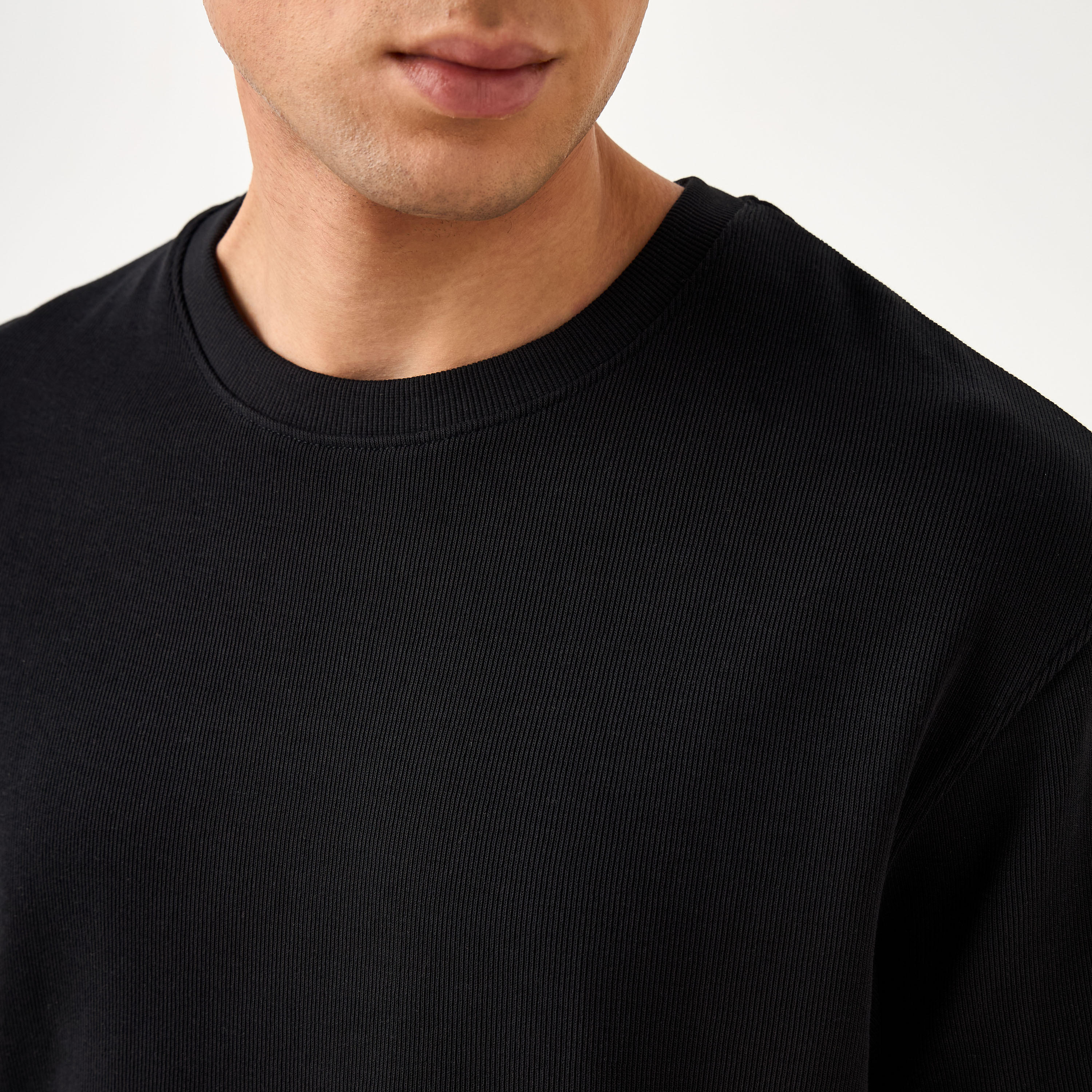 Iconic Textured T-shirt-men-clothing-tshirtsandpolos-tshirts-image-4