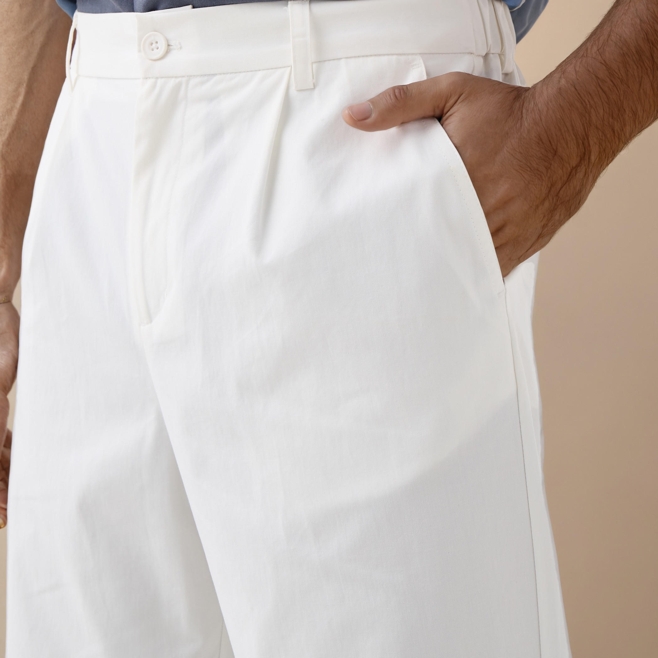بنطلون بكسرات وقصة عادية وخصر مطاطي وجيوب من آيكونيك-men-clothing-bottoms-trousersandchinos-trousers-image-2