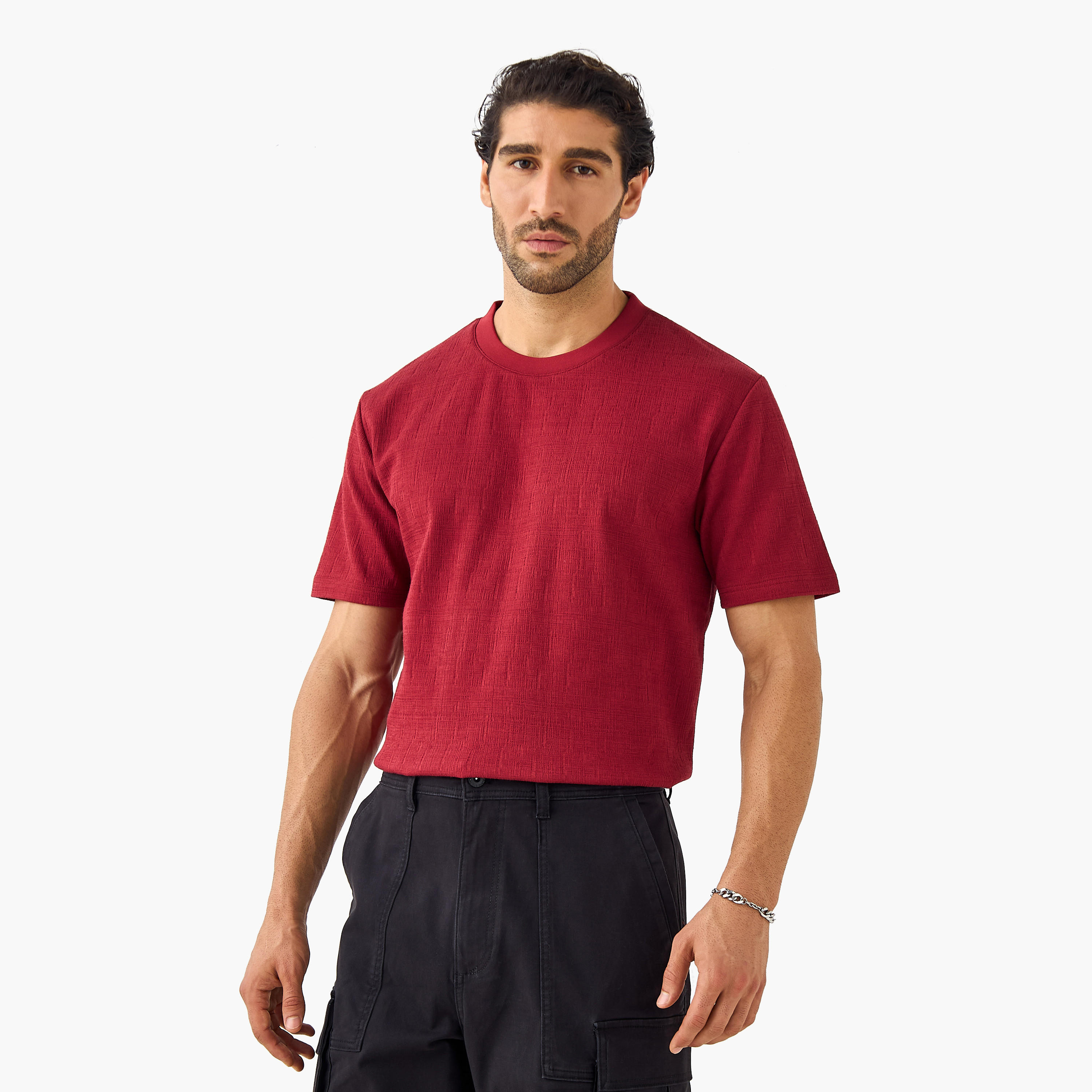 تيشيرت بارز الملمس بقصة مريحة من آيكونيك-men-clothing-tshirtsandpolos-tshirts-image-5