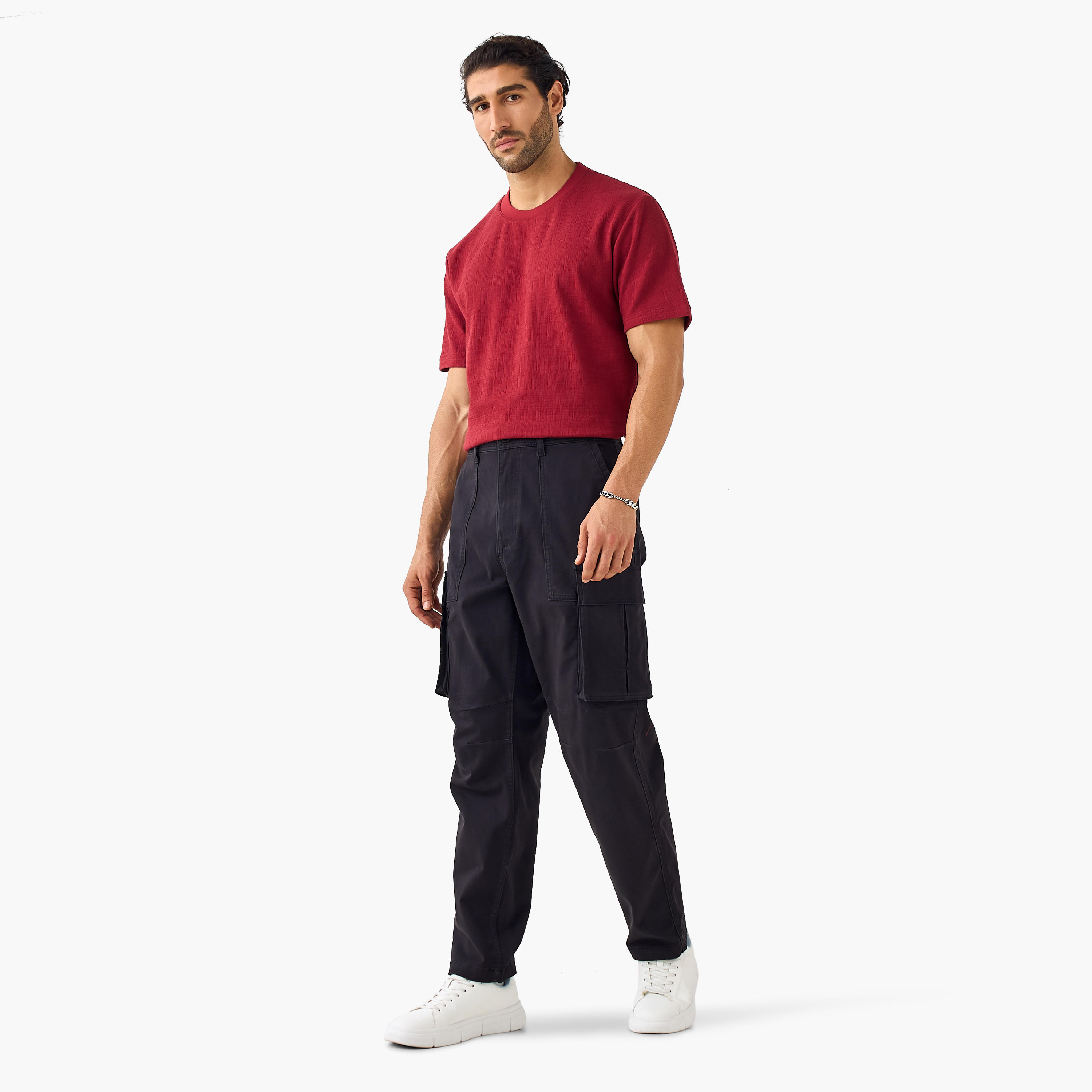 تيشيرت بارز الملمس بقصة مريحة من آيكونيك-men-clothing-tshirtsandpolos-tshirts-image-4