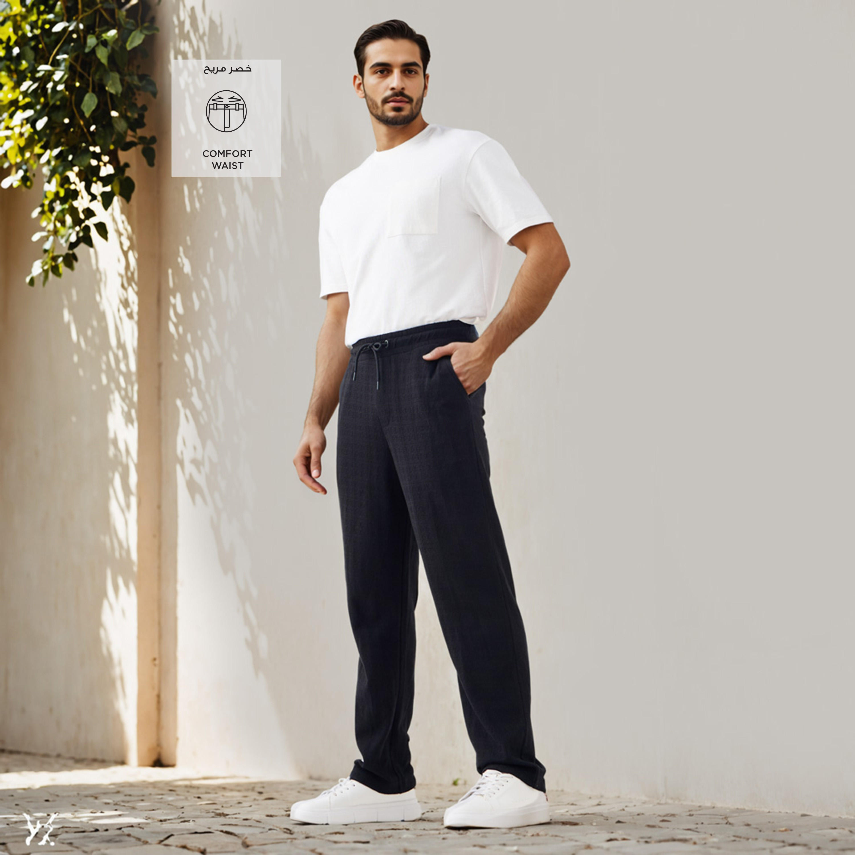 بنطلون بارز الملمس بقصّة عادية وخصر مطاطي وجيوب من أيكونيك-men-clothing-bottoms-trousersandchinos-trousers-image-2