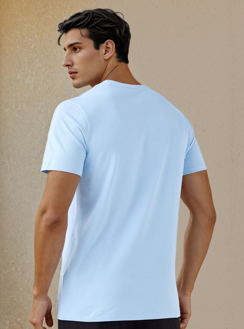 تيشيرت بيكيه بطبعات شعار من آيكونيك-men-clothing-tshirtsandpolos-tshirts-image-3