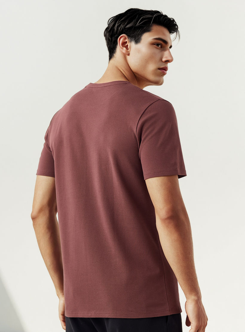 تيشيرت بيكيه بطبعات شعار من آيكونيك-men-clothing-tshirtsandpolos-tshirts-image-3