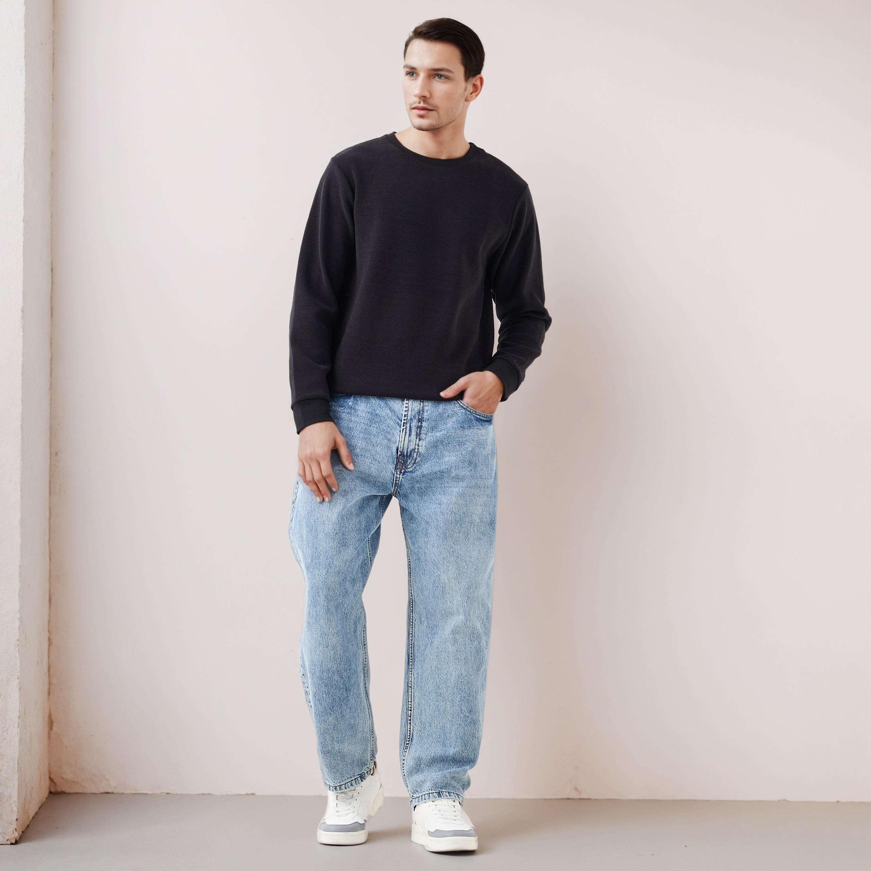 سويت شيرت بارز الملمس من آيكونيك-men-winterwear-hoodiesandsweatshirts-image-2