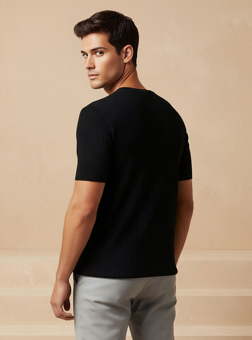 تيشيرت بارز الملمس بياقة ضيقة من آيكونيك-men-clothing-tshirtsandpolos-tshirts-image-3