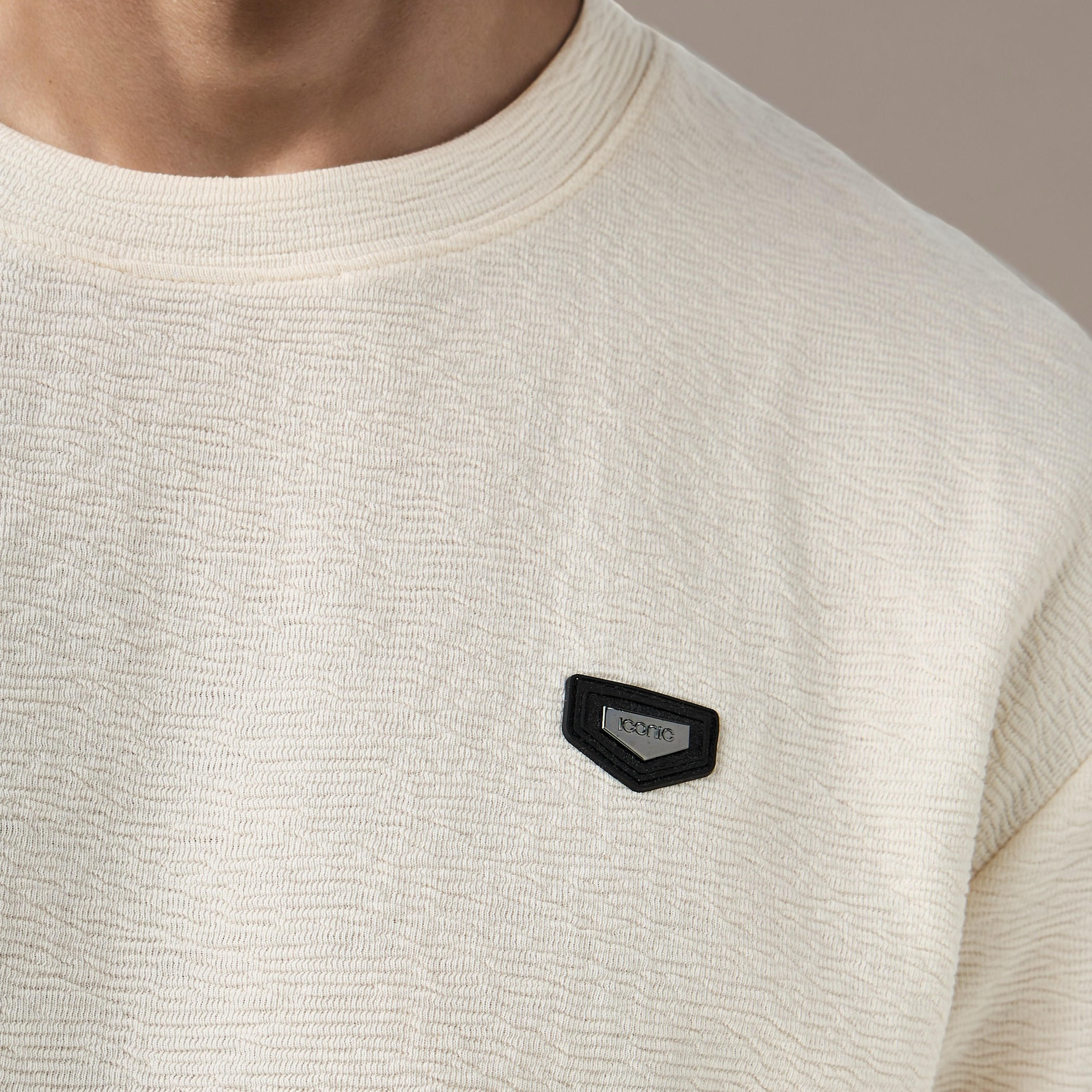 Iconic Oversized Textured T-shirt-men-clothing-tshirtsandpolos-tshirts-image-5