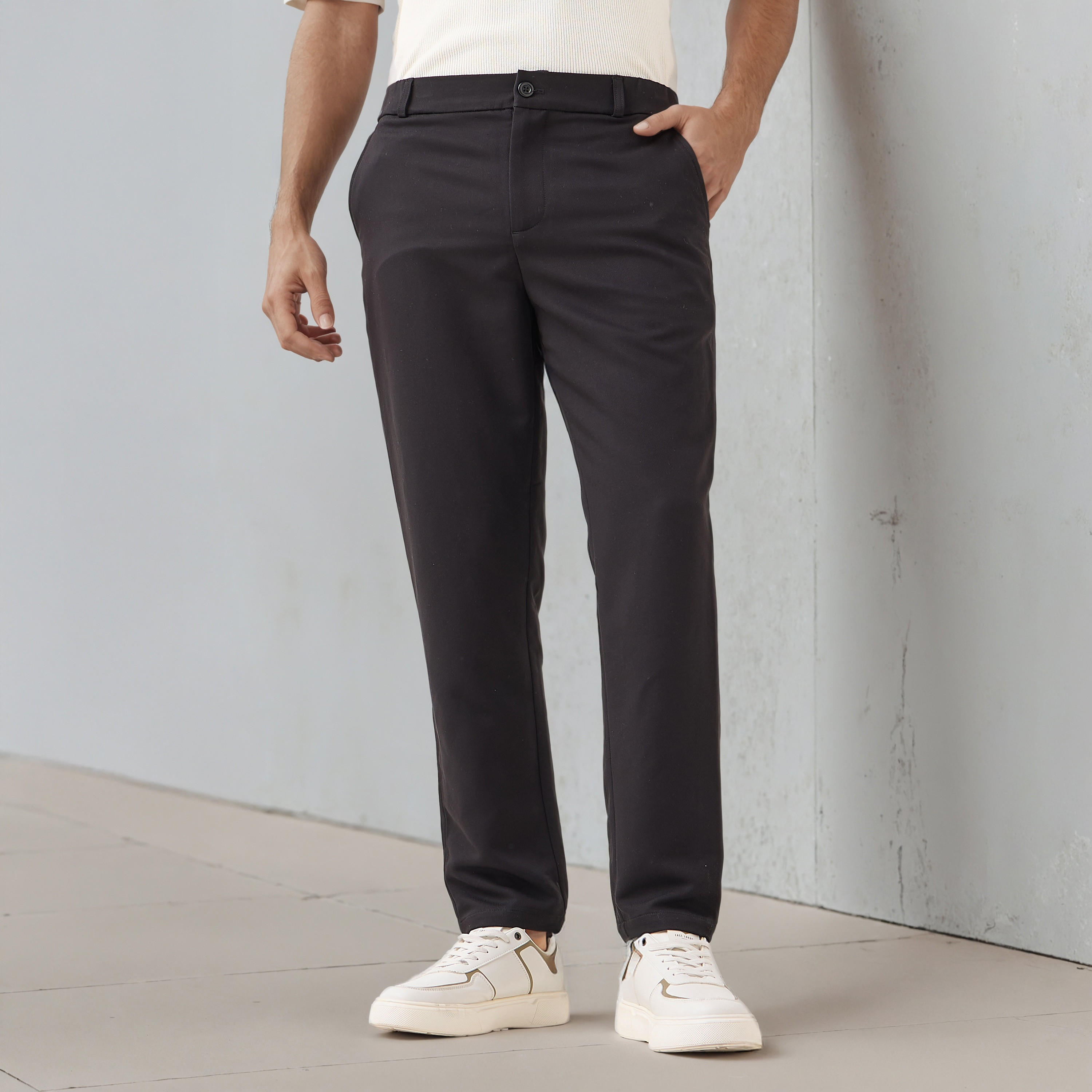 بنطلون رسمي رجالي بقصة ضيقة وخصر مرن من آيكونيك-men-clothing-trousersandchinos-trousers-image-1